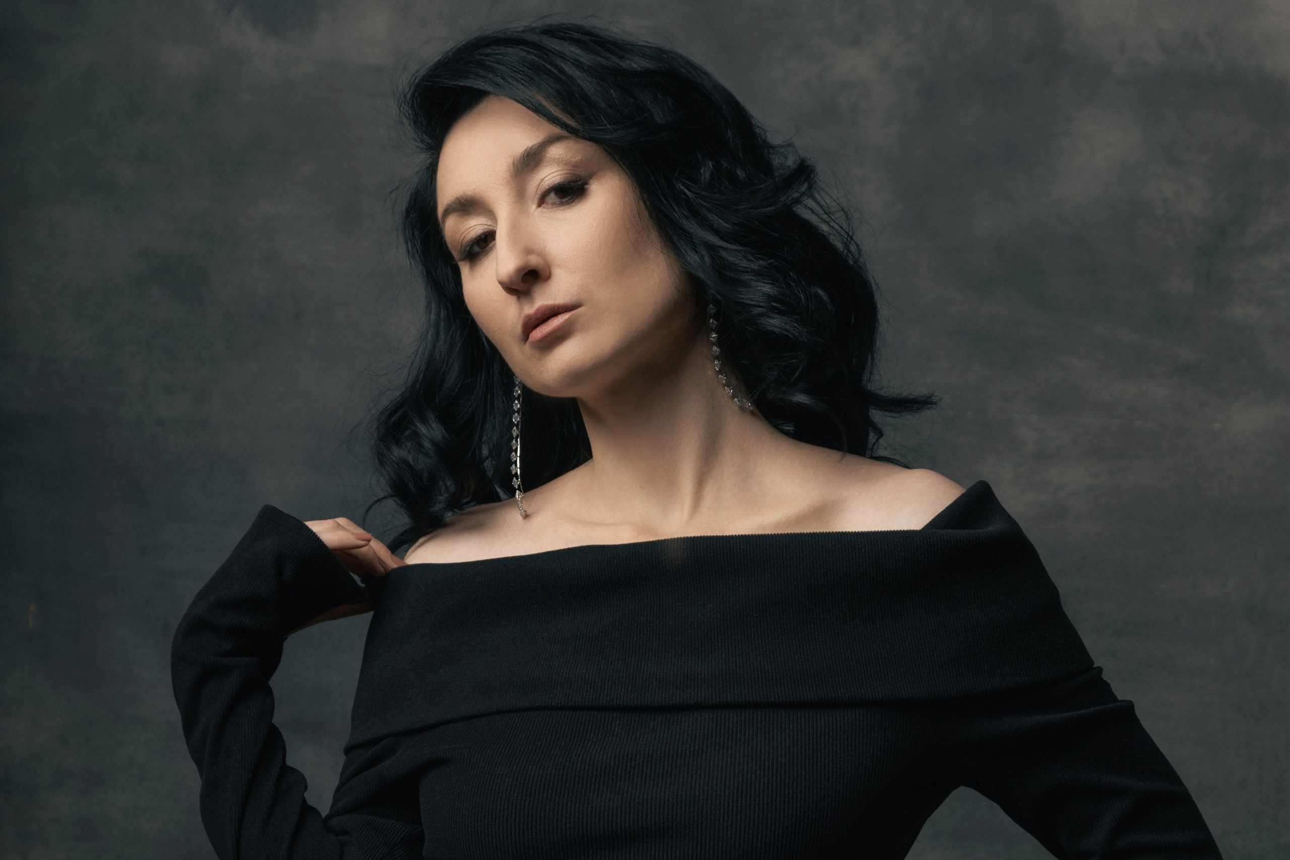 Женская портретная фотосессия в студии. Москва, примеры, стоимость.