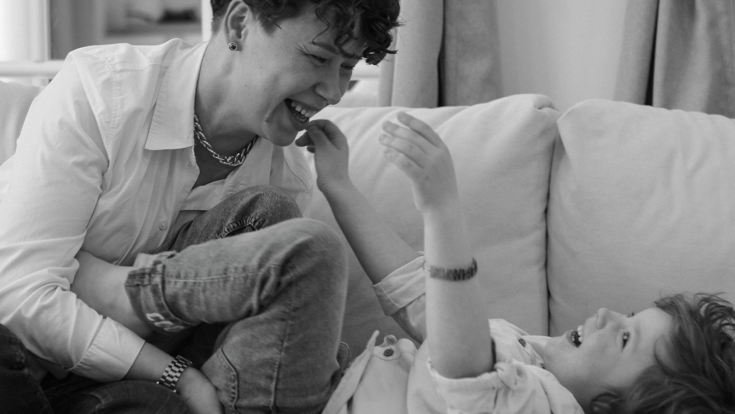 Семейная фотосессия с ребенком в студии