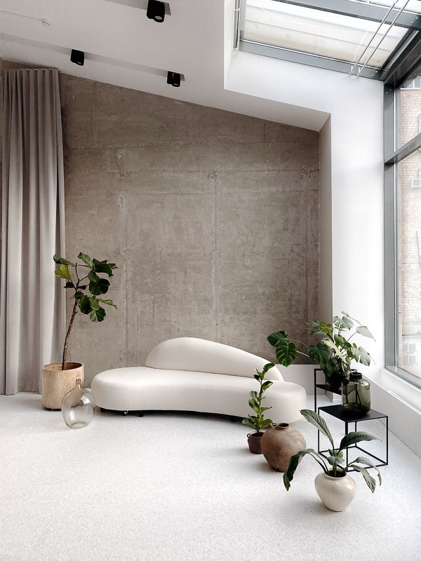 Фотостудии Москвы для деловых съёмок. Портретный и семейный фотограф Юлия Герман