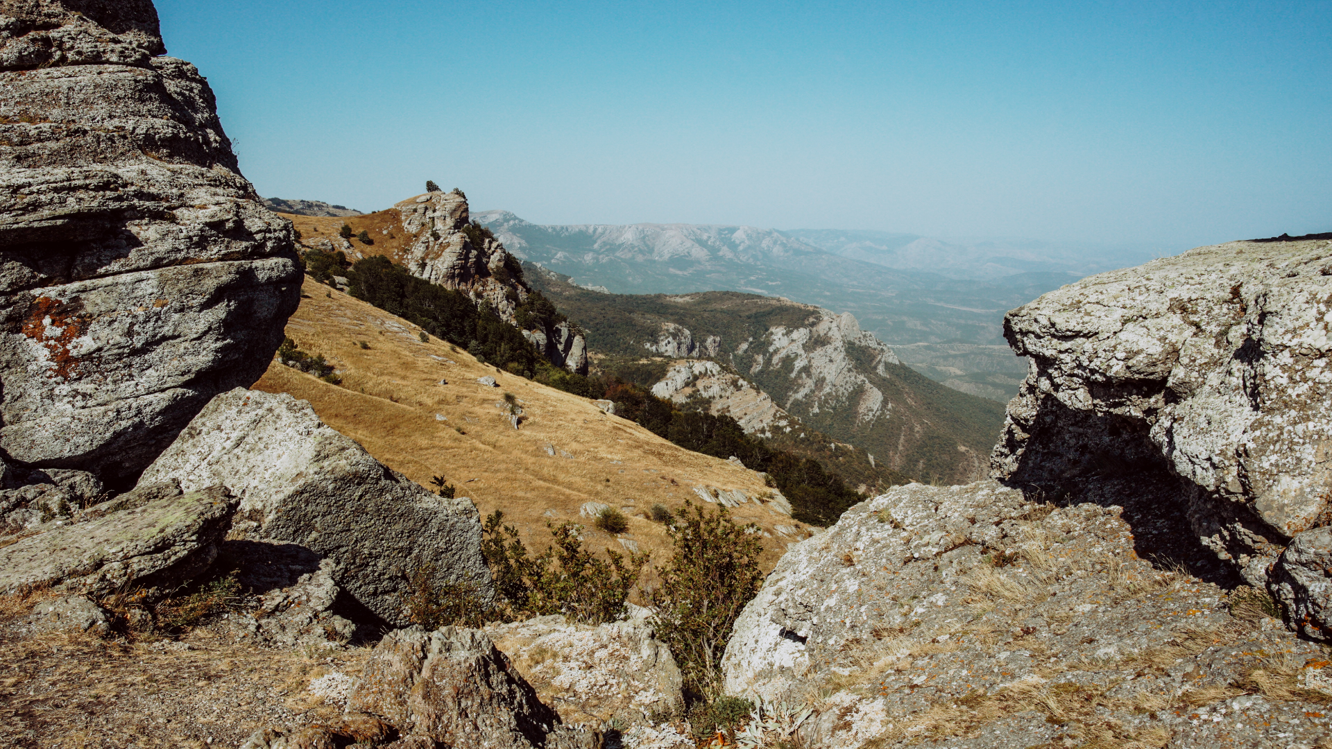 Крым 2025: Глава первая. Фотограф из Москвы — DASHA NOVA | Авторская фотография в разных жанрах