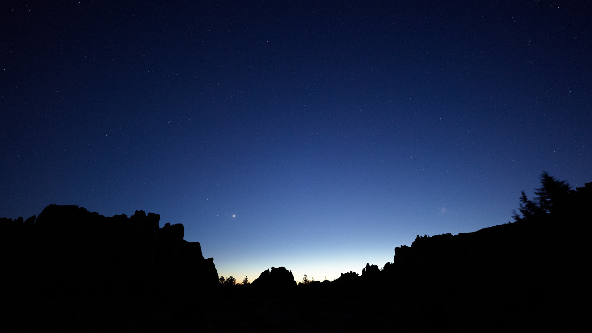 DPReview сделала галерею образцов Sigma 14 mm F1.4 DG DN. Фотограф — видеограф в Москве Дмитрий Менделеев