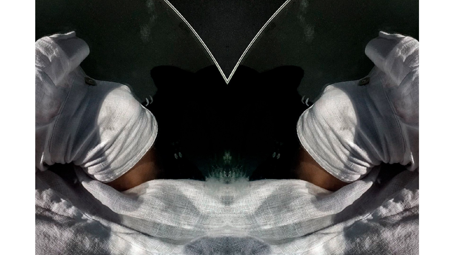 0508. Mobile photo