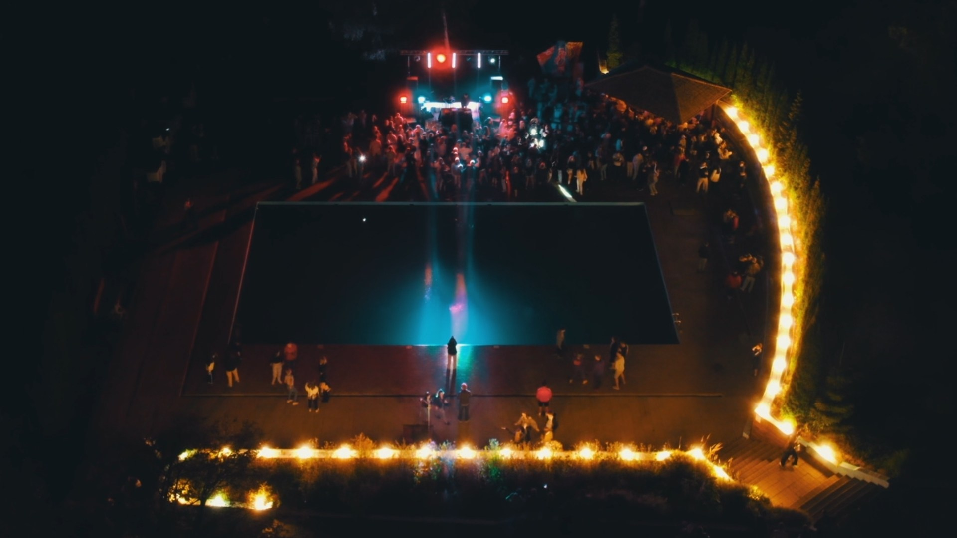 Репортажная съемка солиста группы Руки Вверх Сергея Жукова во время концерта в г. Пенза