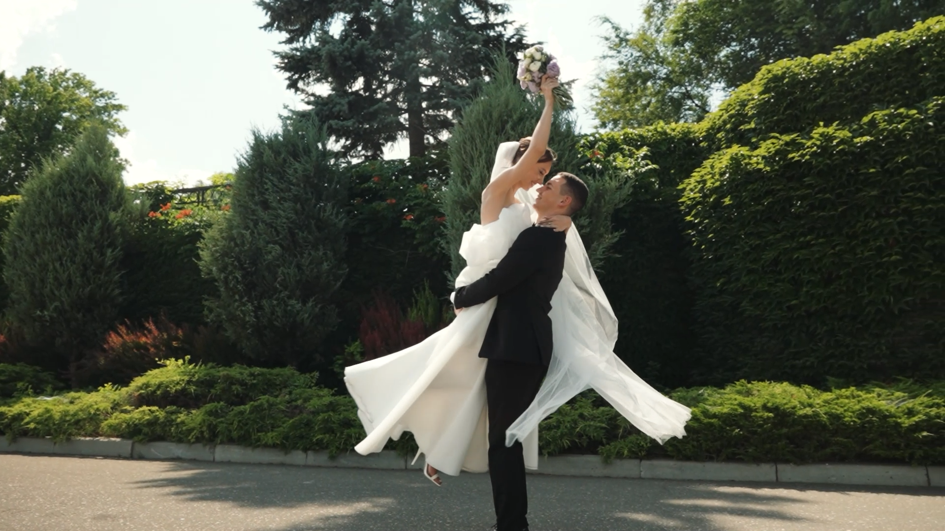 Стоимость. Свадебный сезон 2026. Видеосъемка, видеограф в Донецке Николай Хоришко