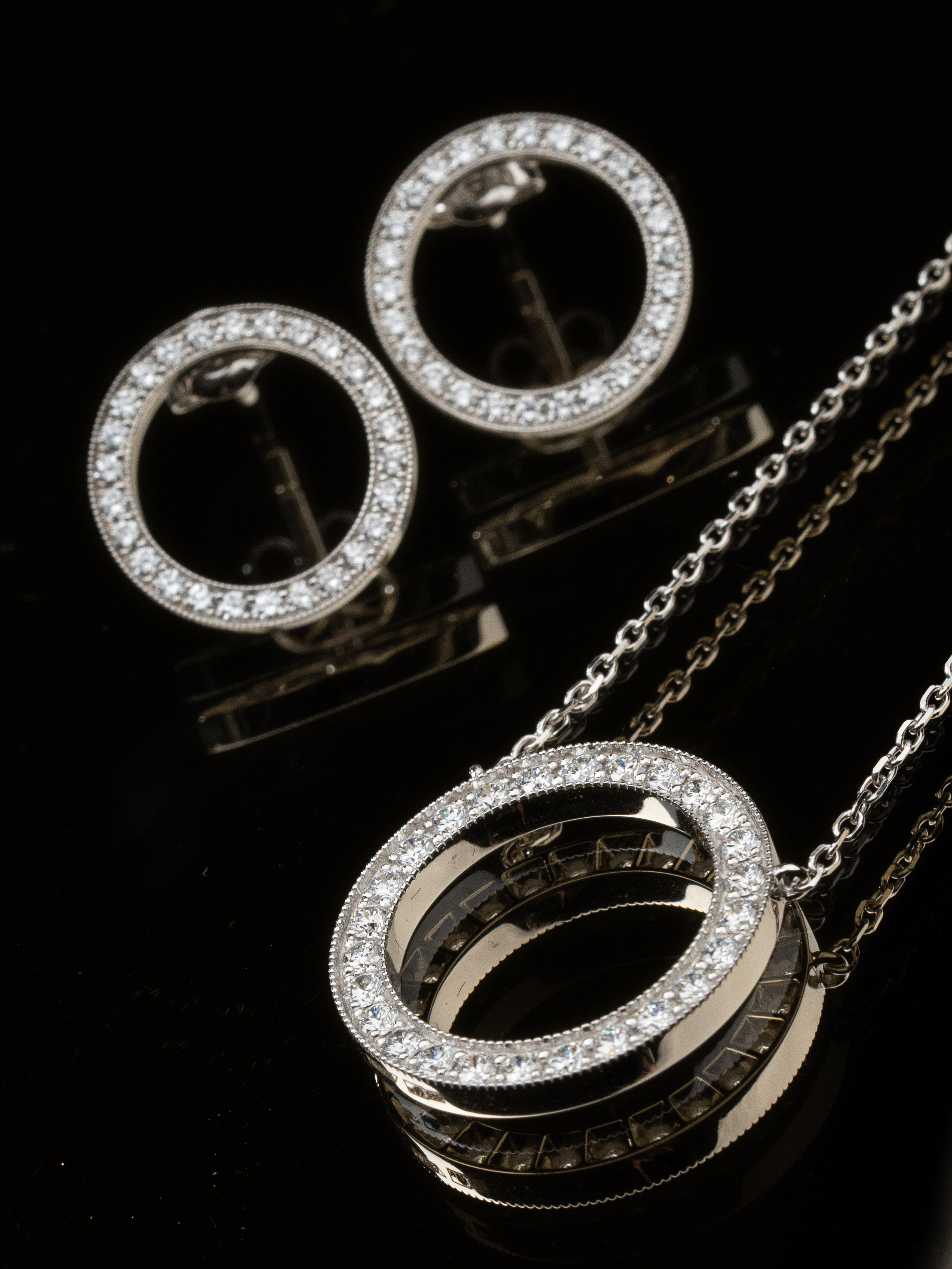 Съемка для бренда ювелирных украшений.