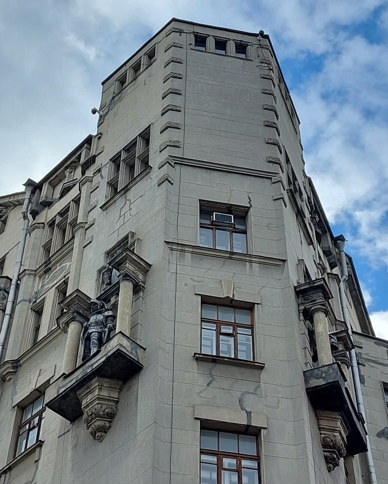 Татьяна Барлас  - аттестованный экскурсовод по Москве. П&П — Полезное с Приятным. Фотоэкскурсии — Москва на память. Экскурсовод и фотограф в Москве. Увези столицу в своём альбоме!