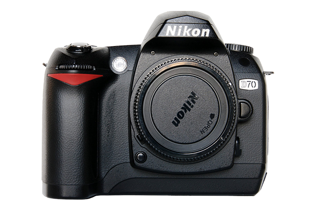 Nikon Lens AF-S DX Zoom-Nikkor 18-70mm f/3.5-4.5G IF-ED. Examples of RAW files