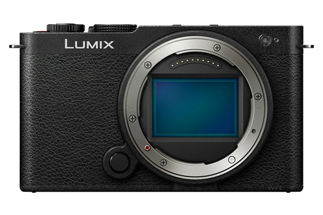 Panasonic Lumix DC-S9