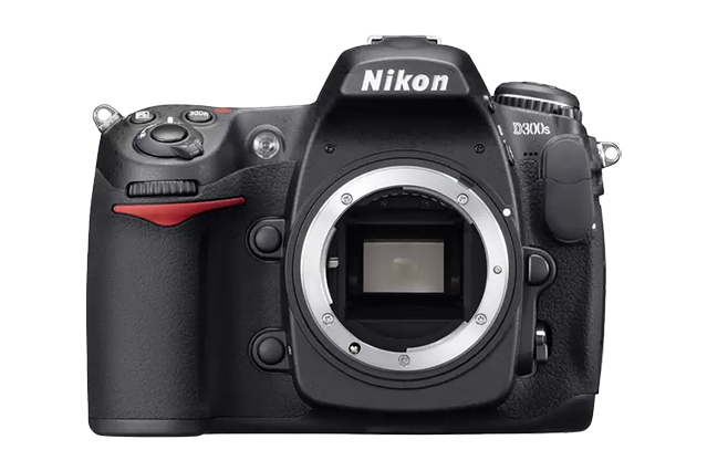 Объектив Nikon AF-S DX Nikkor 35 mm f/1.8G. Примеры RAW файлов