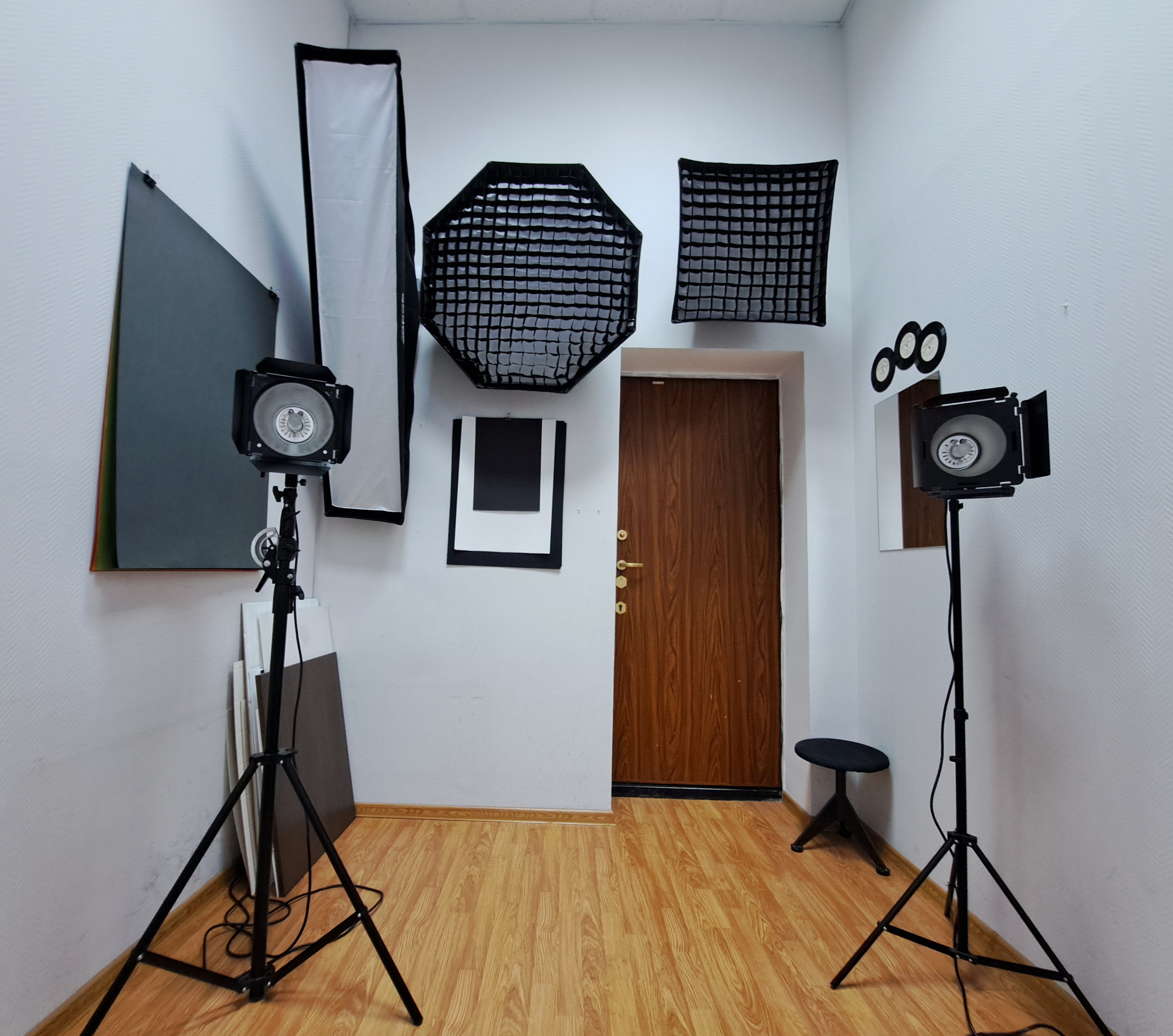 Leclerc studio. Leclerc-studio