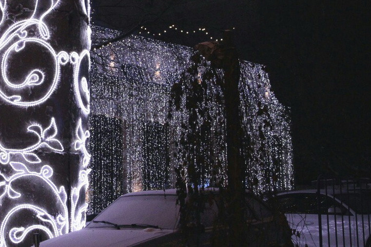 Новогоднее оформление ресторана Валенок. Кризисный и телесно-ориентированный психолог в Москве Печора Катерина✨