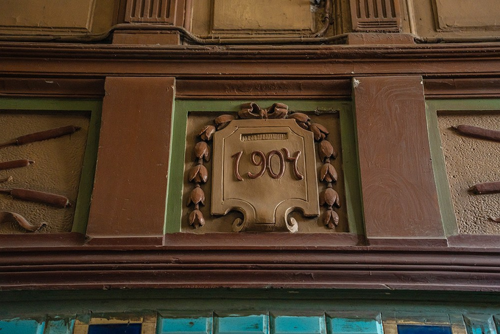 Парадная ар-нуво. Фотограф и искусствовед в Туле и Санкт-Петербурге Нелли Некрасова