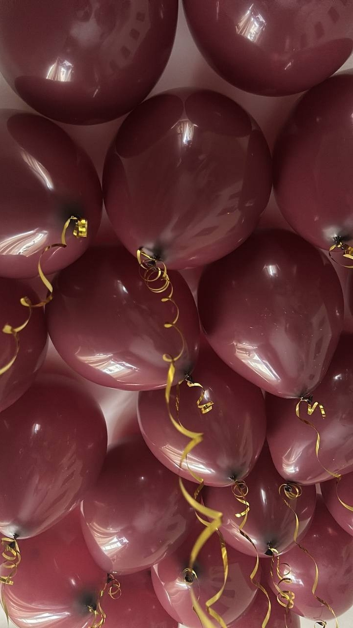 Шары в потолок. Организация мероприятий «Мир праздника Балу»