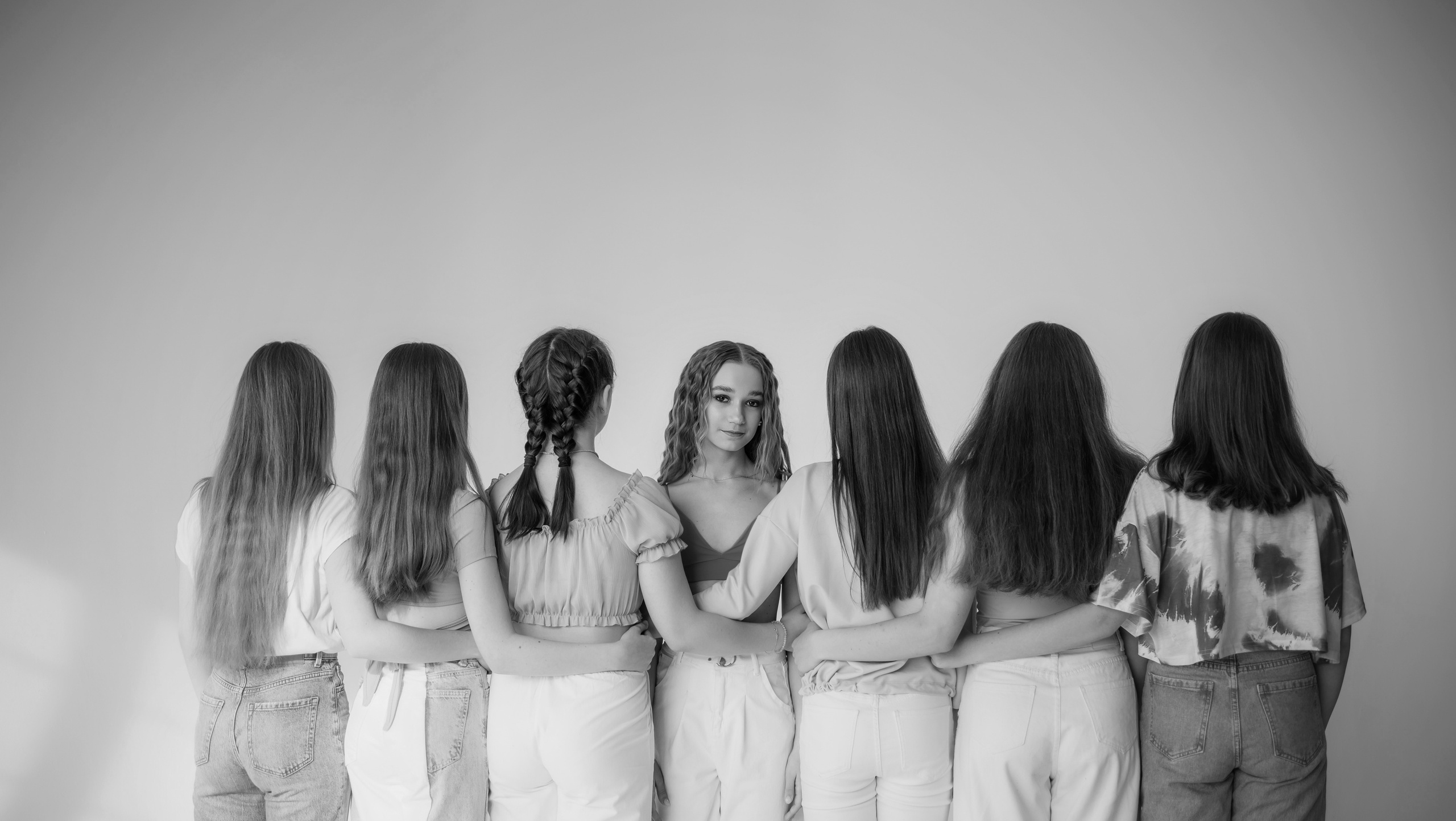 Фотограф Лейла Насибова-женский портрет, семейные фотосессии, контент