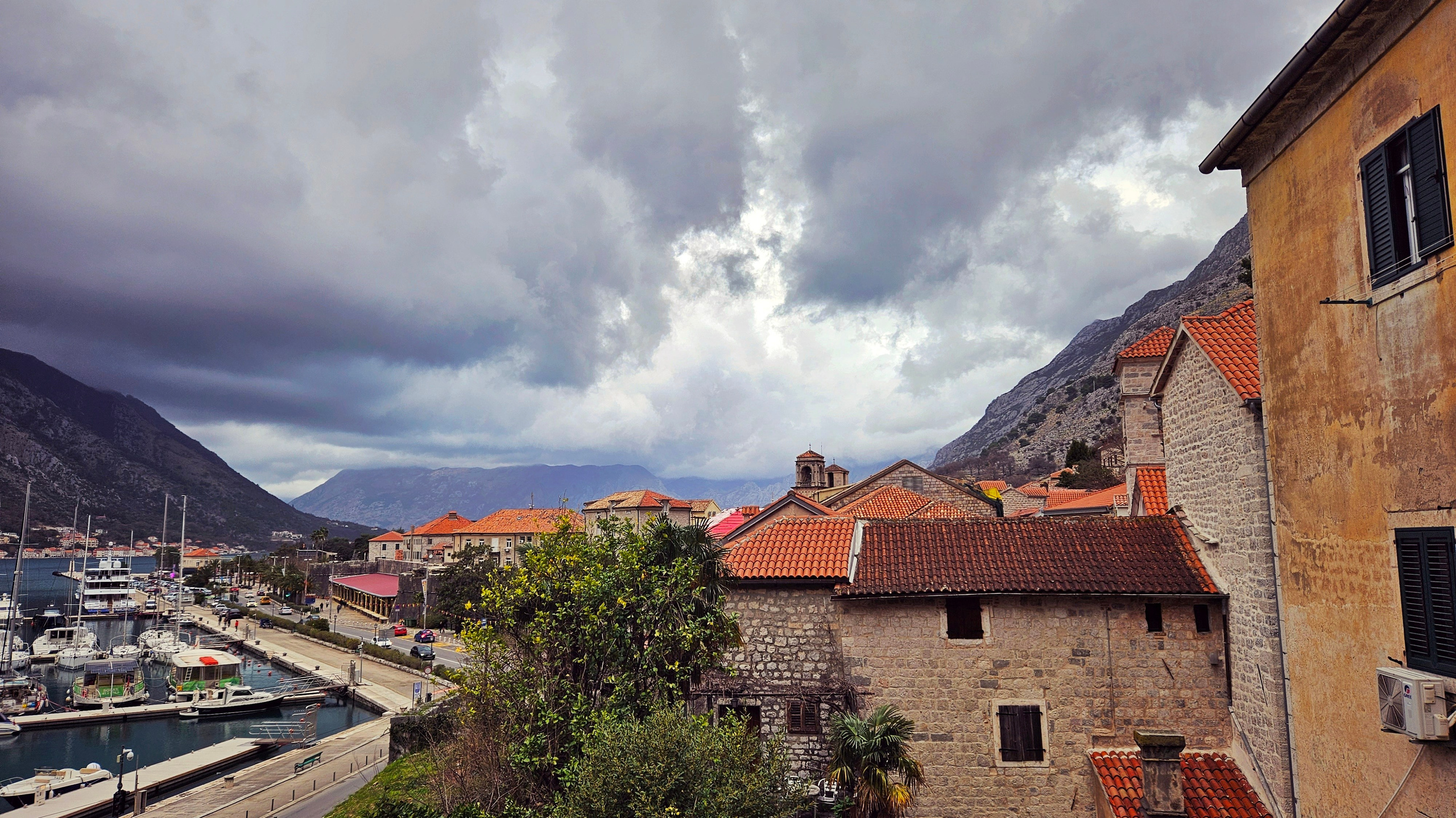 What you should know when travel to Montenegro. Portrait photographer in Tivat Montenegro Katerina Kirsanova