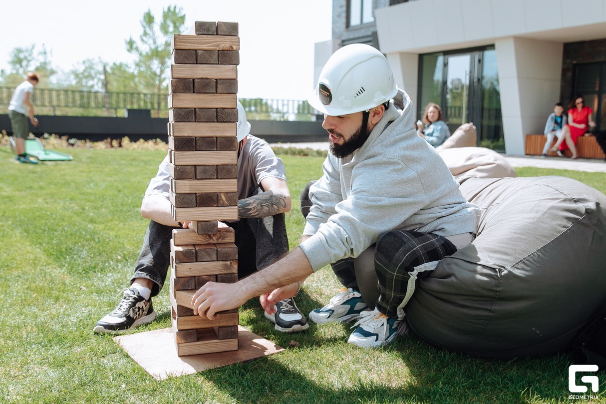 Крафтовые игры. Инсталаб Краснодар фото и видео интерактивы на ваше мероприятие
