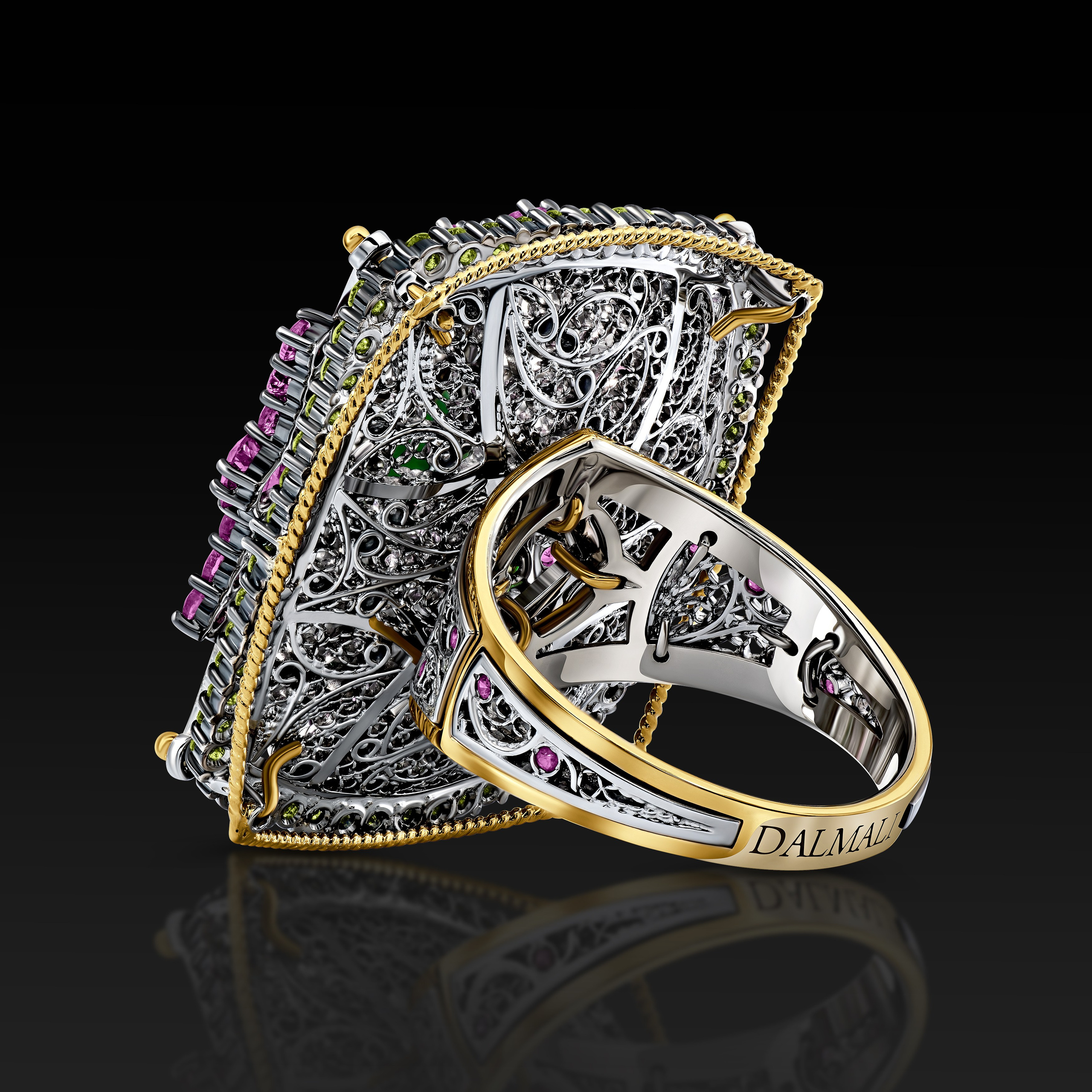 Ретушь фотографии ювелирных изделий драгоценных камней в Москве. Высококачественная профессиональная рекламная фотосъёмка ювелирных украшений, драгоценных камней в Москве. Обучение, консультация