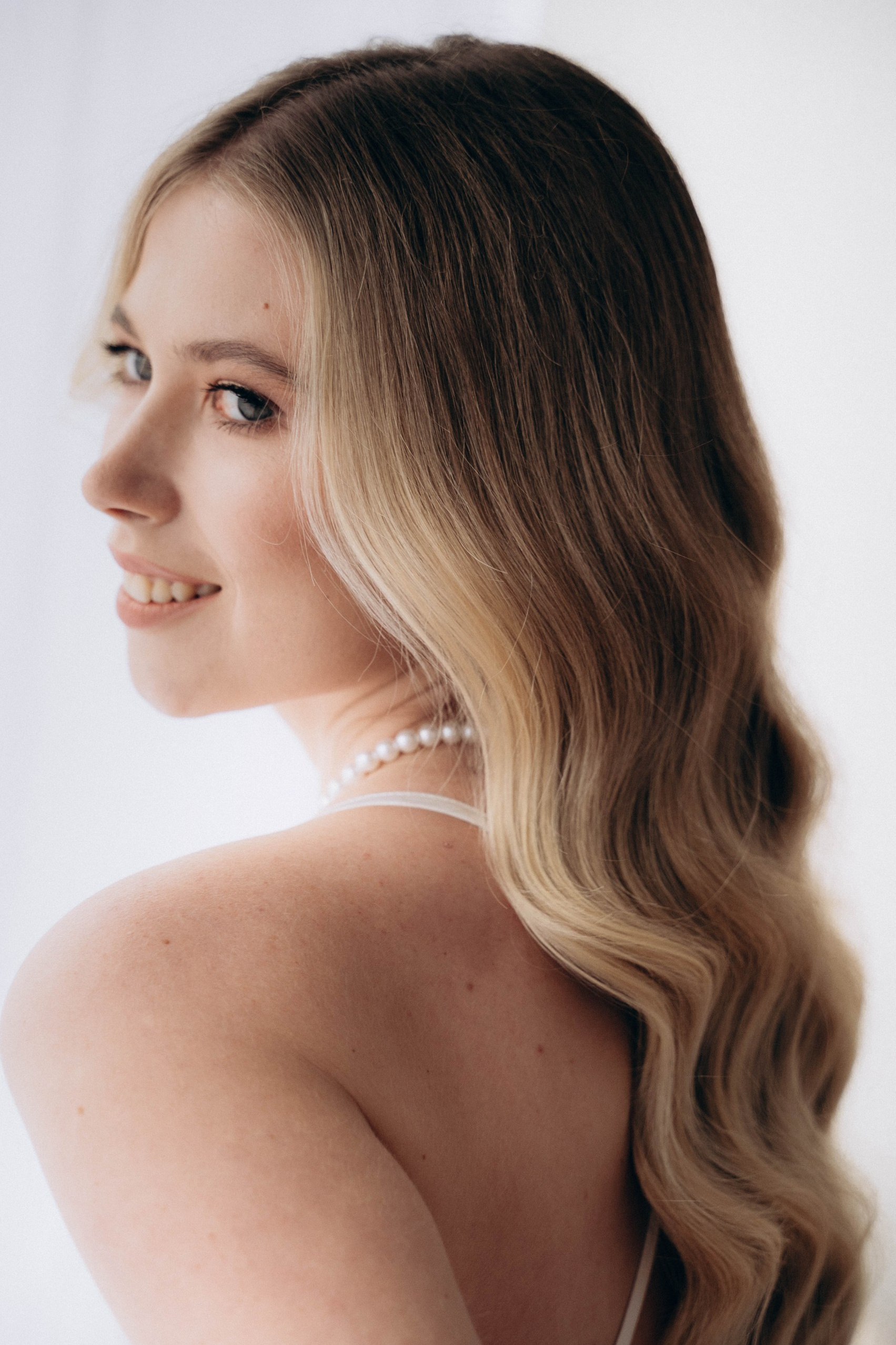 Визажист и стилист по волосам в Москве Семенова Алена