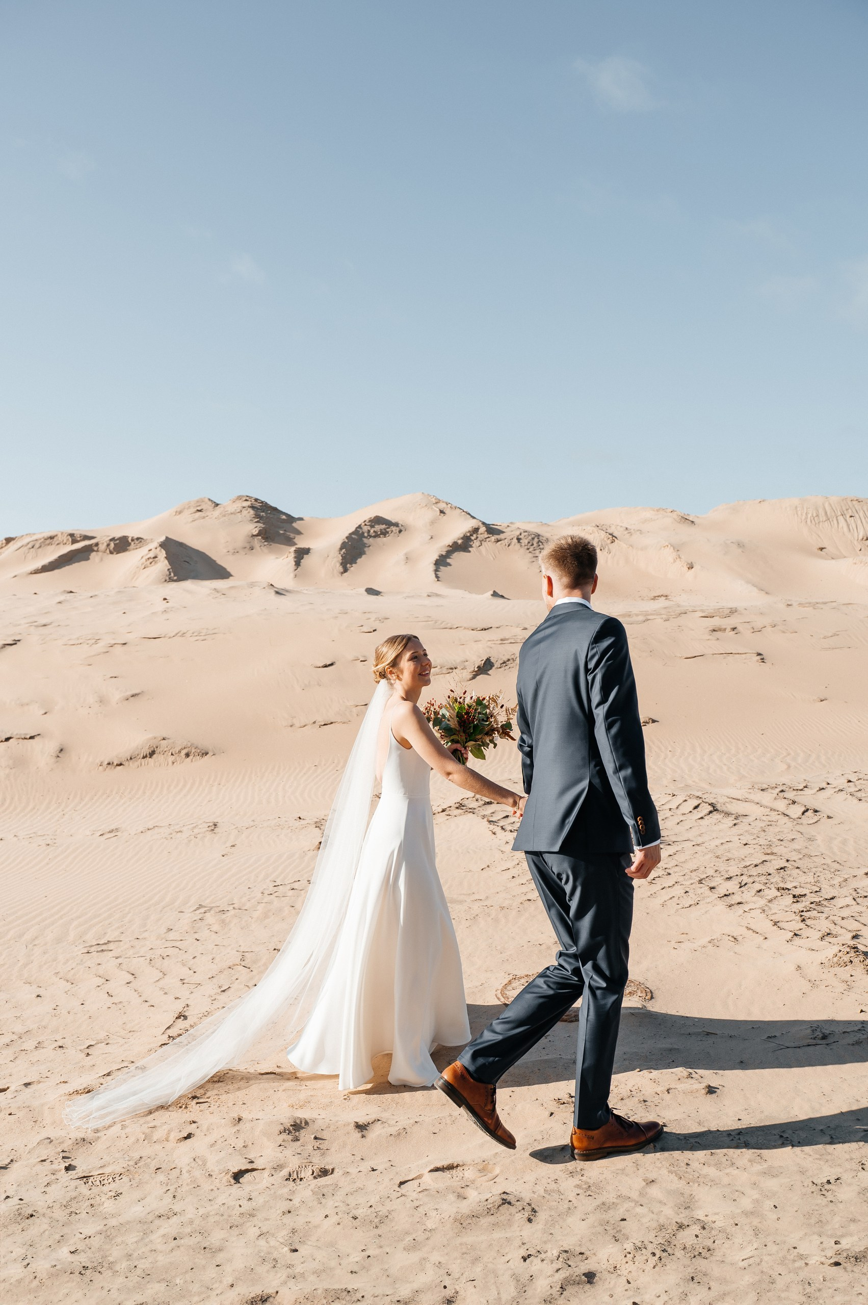 Bröllopsfotograf i Tylösand — Höstbröllop i S: t Olofs kapell och Hotel Tylösand. Bröllopsfotograf i Göteborg | Halmstad — Valentina