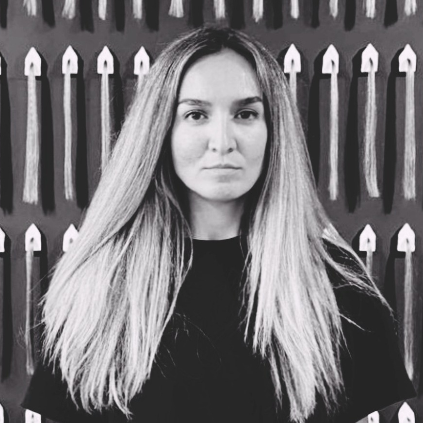 Об авторе. Ирина Петрова. Современный художник