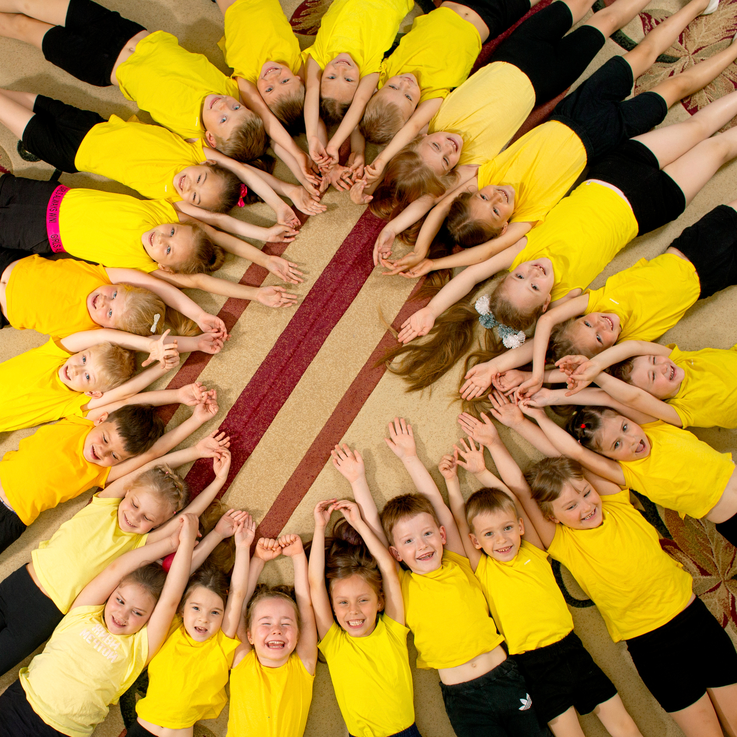 виньетка выпускной альбом Симферополь Крым для детского сада выпускник детского сада выпускные альбомы фотокниги детские фотосессии в саду