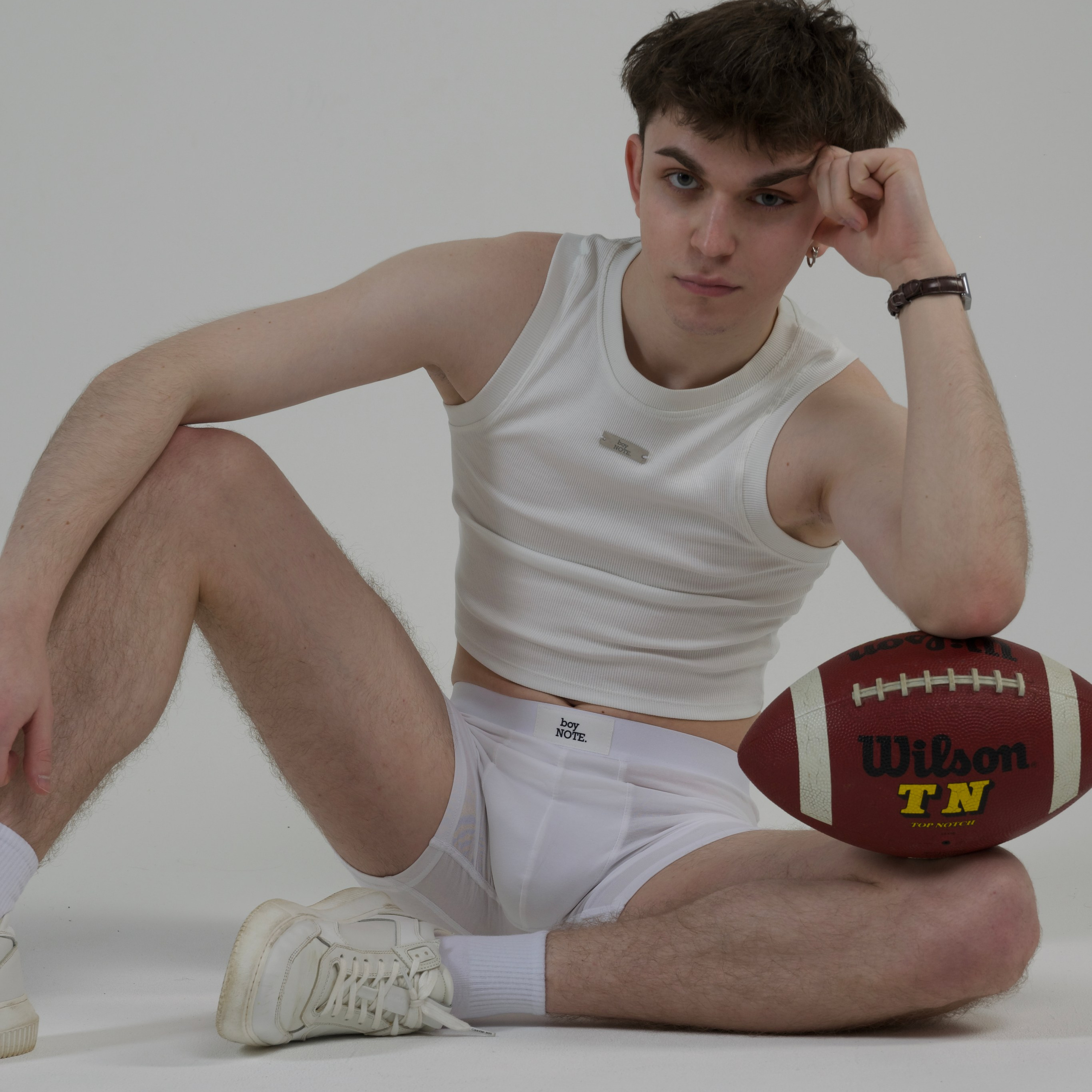 Boy NOTE. Дизайнерская мужская одежда, которую может носить Ваша девушка