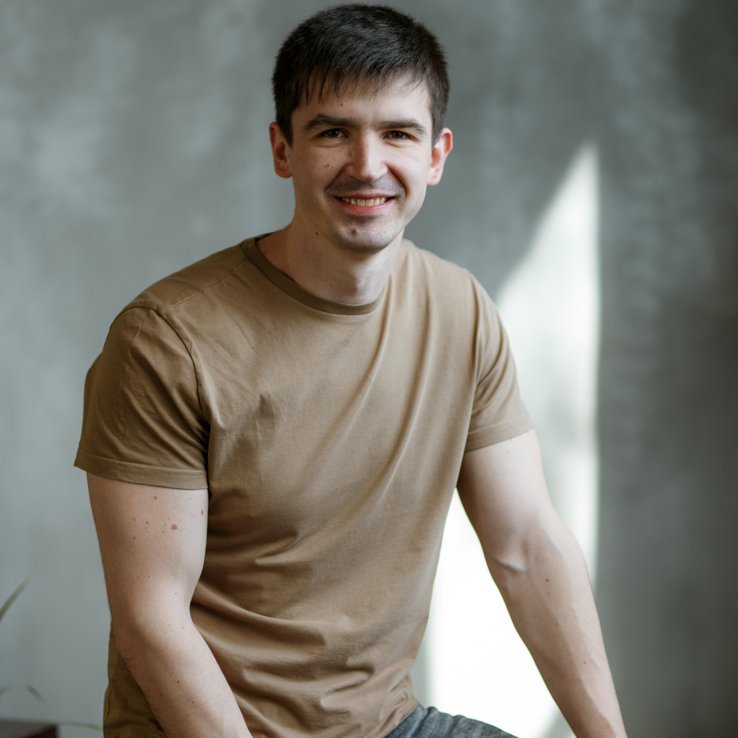 Контакты. Фотограф Илья Чудин в Саратове