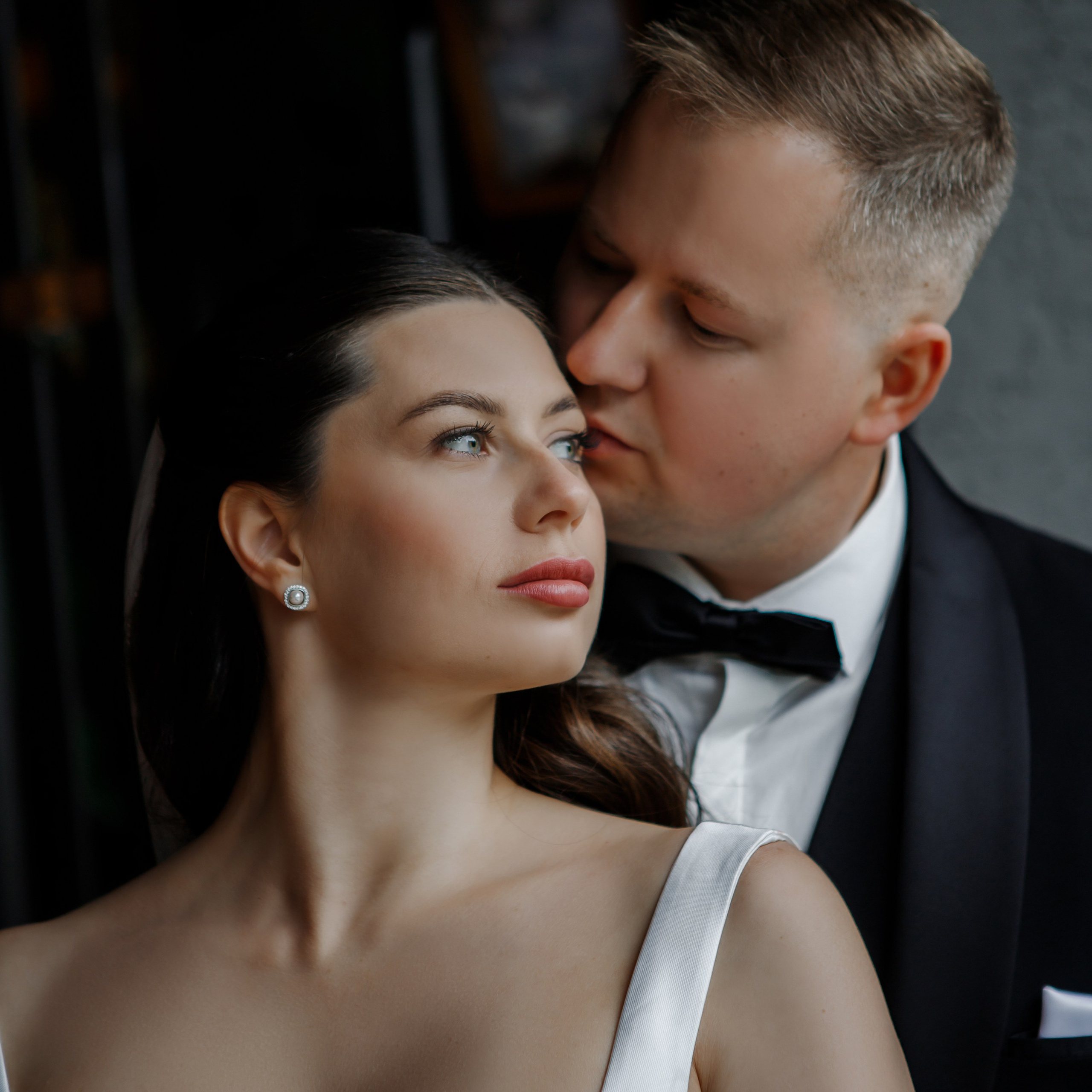 Свадебная прогулка. Фотограф в городе Тихвин Александра Проничева