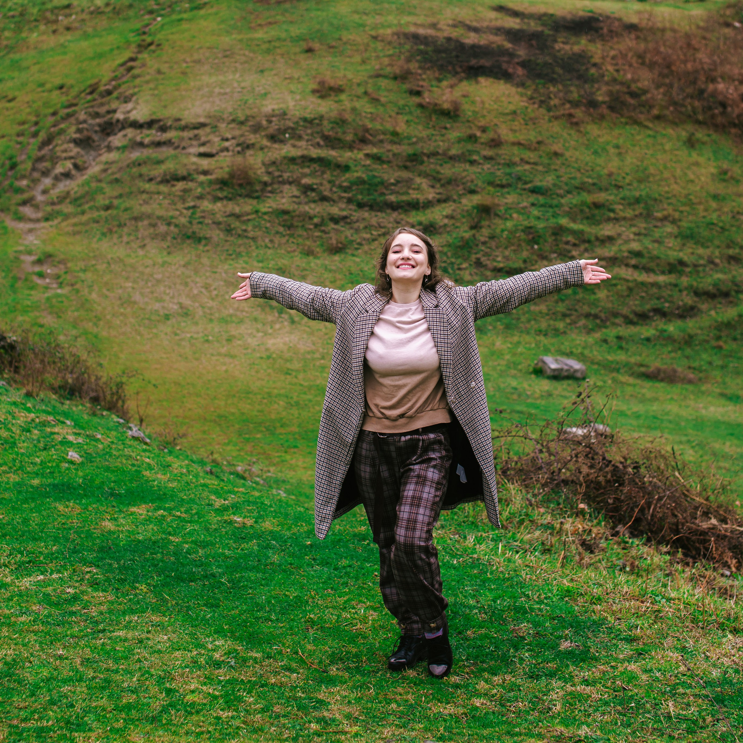 Контакты. Семейный и художественный фотограф в Тюмени Юлия Логинова