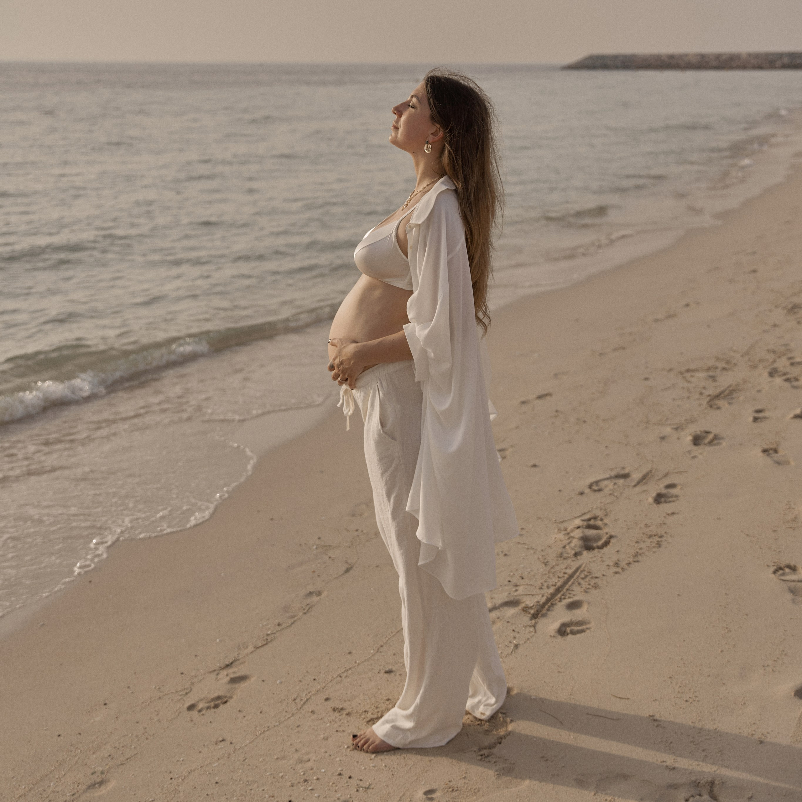 Pregnancy Photoshoot Ideas: Top Locations in Dubai