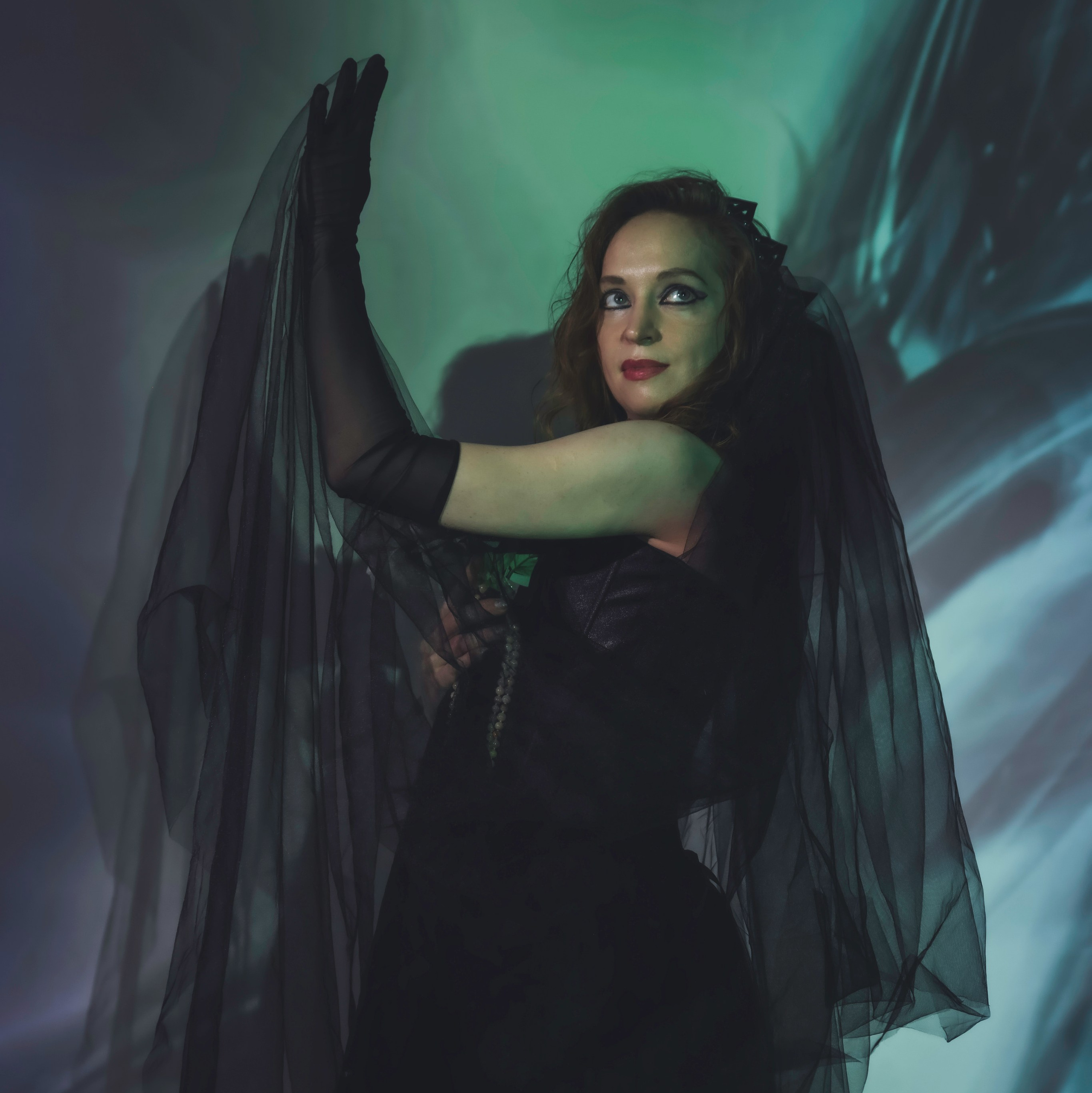 Yulia Pazukhina. Yulia Yurchevskaya | Art Director & Visual Visionary