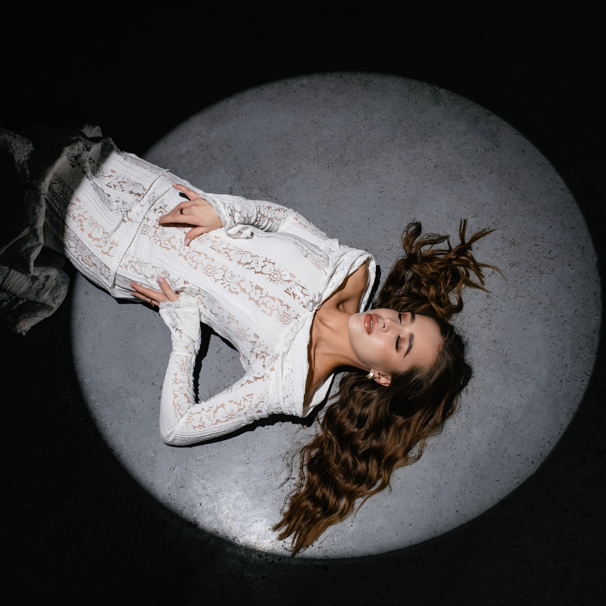 Аренда студии в Тюмени с фотографом Анной Жагориной.