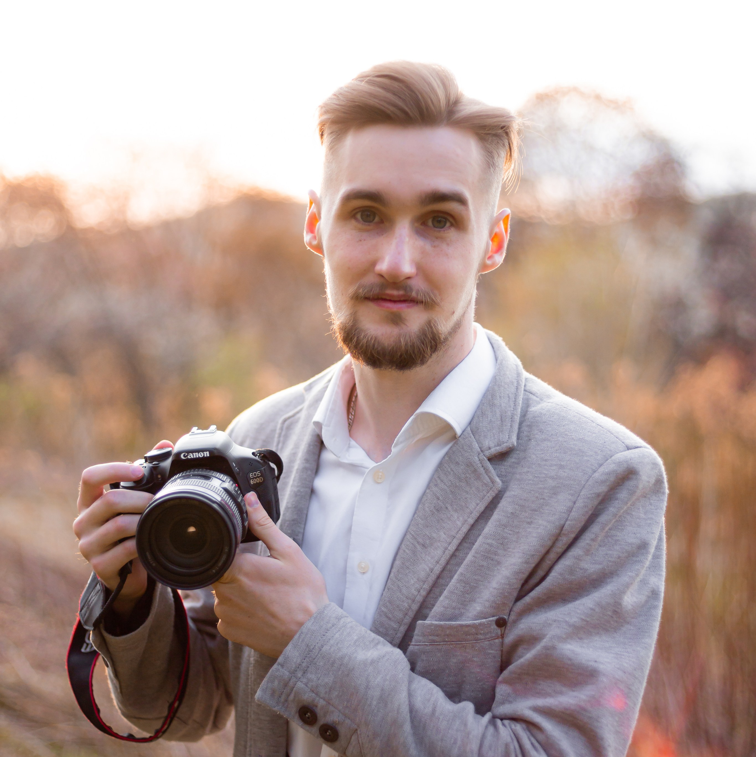 Контакты. Фотограф Антон Клейнос, Владивосток