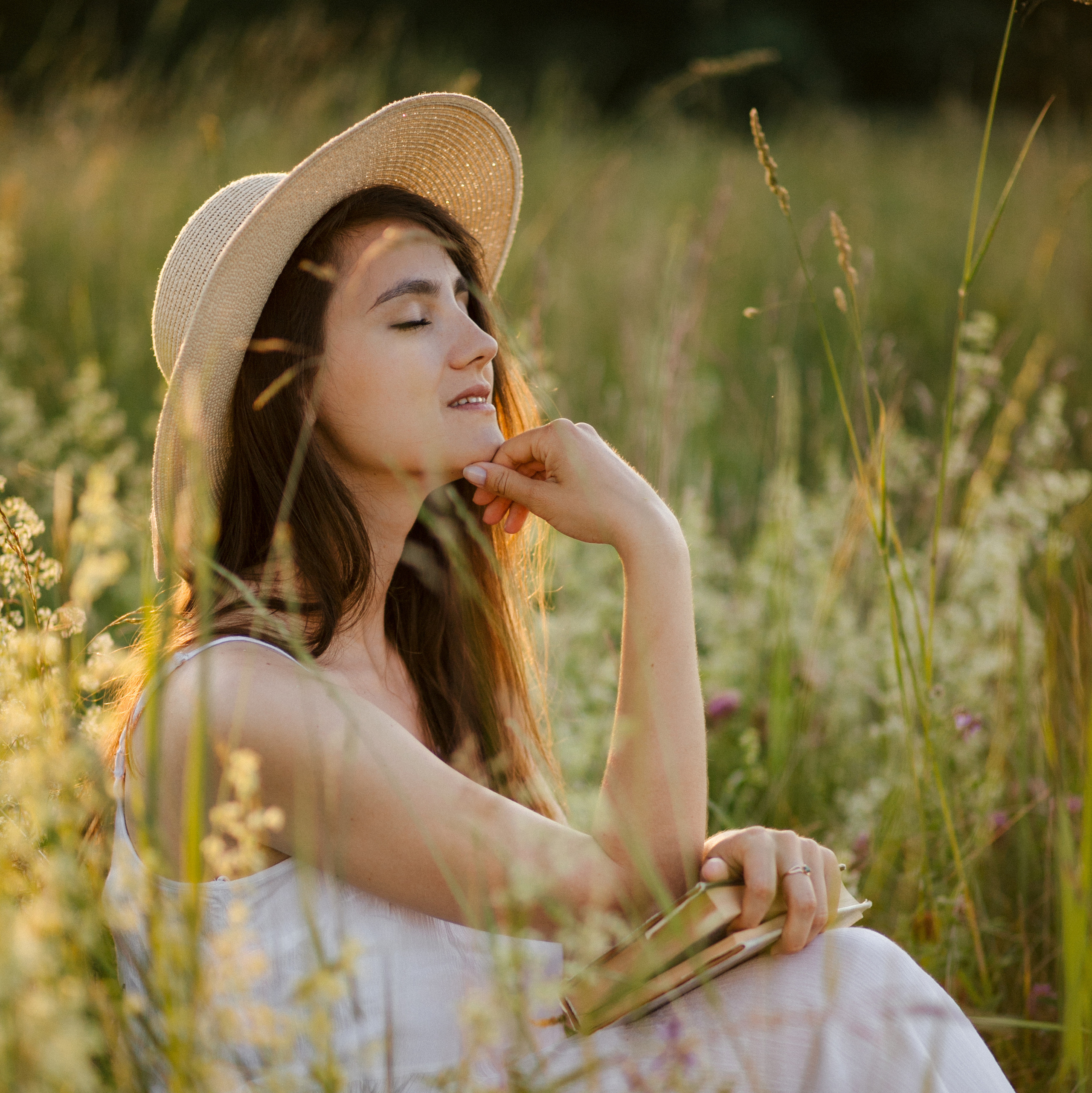 Контакты. Портретный фотограф в Минске Анна Волейко