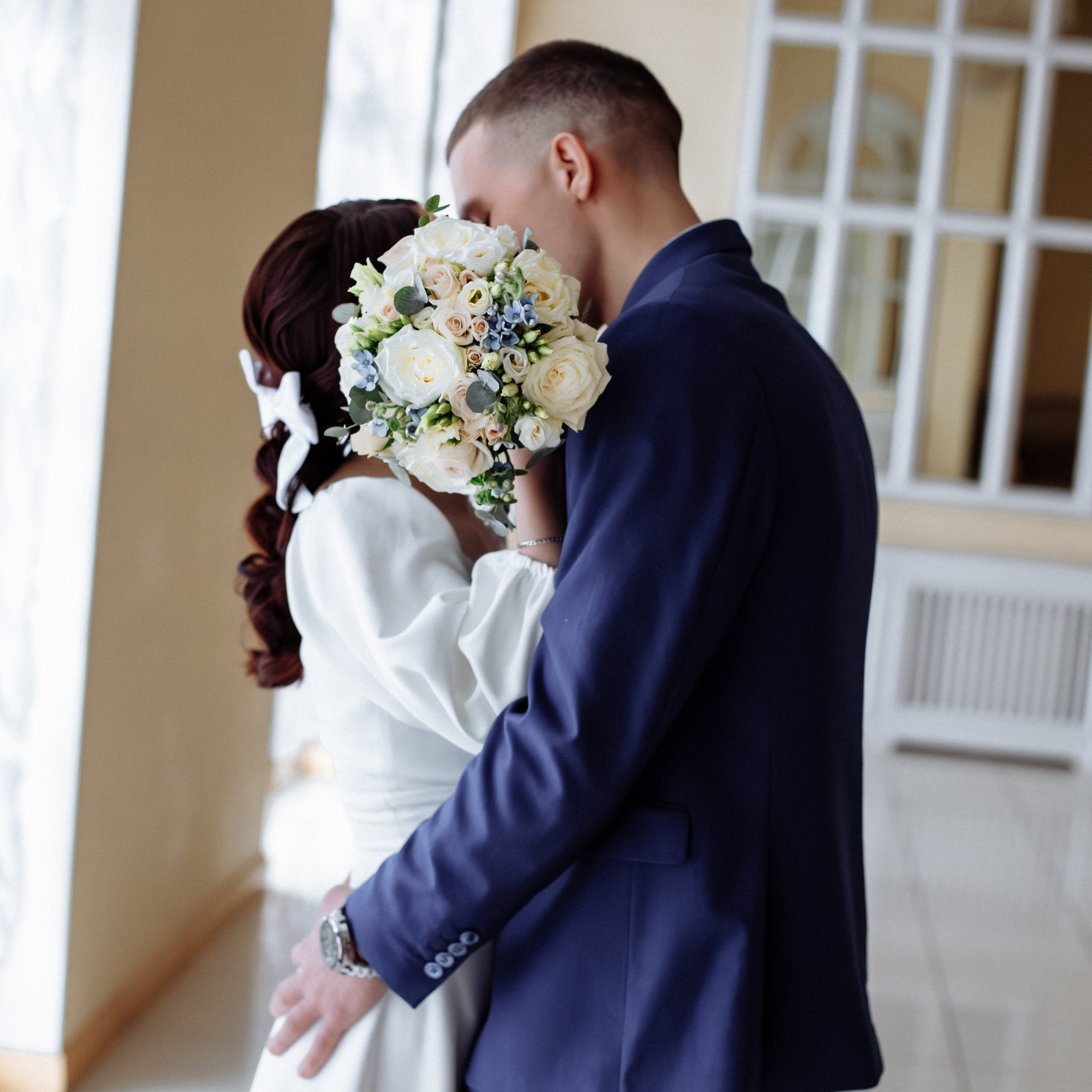 Свадебная прогулка. Фотограф в городе Тихвин Александра Проничева