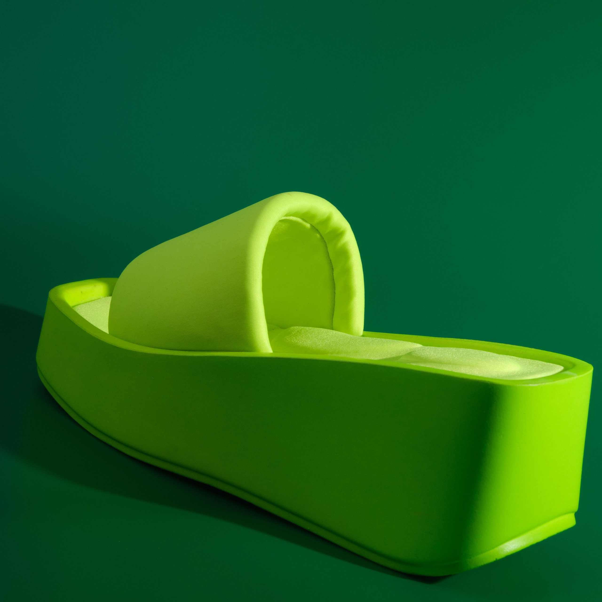 Имиджевая съемка обуви для рекламы