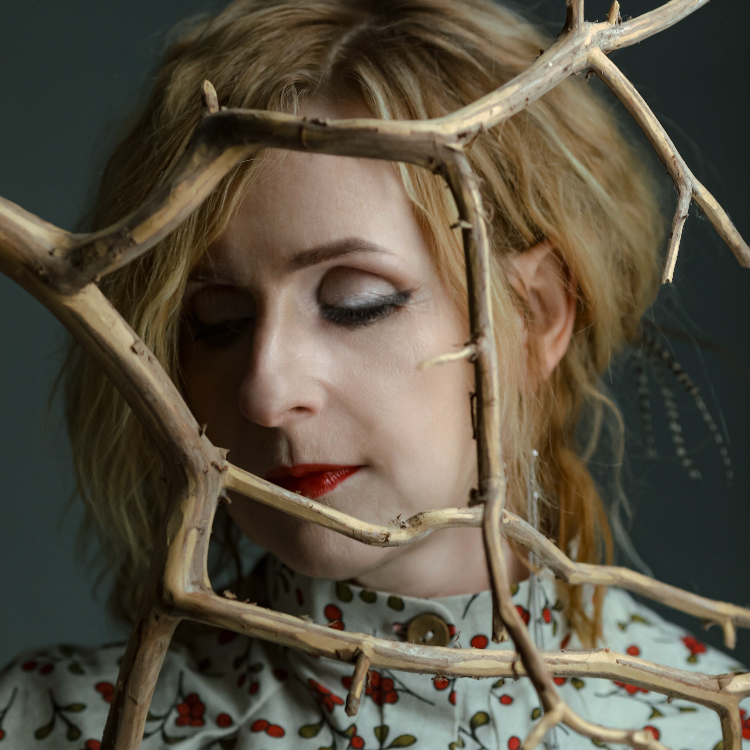 Контакты. Профессиональный фотограф и психолог Шулятьева Анна в Котласе и Москве