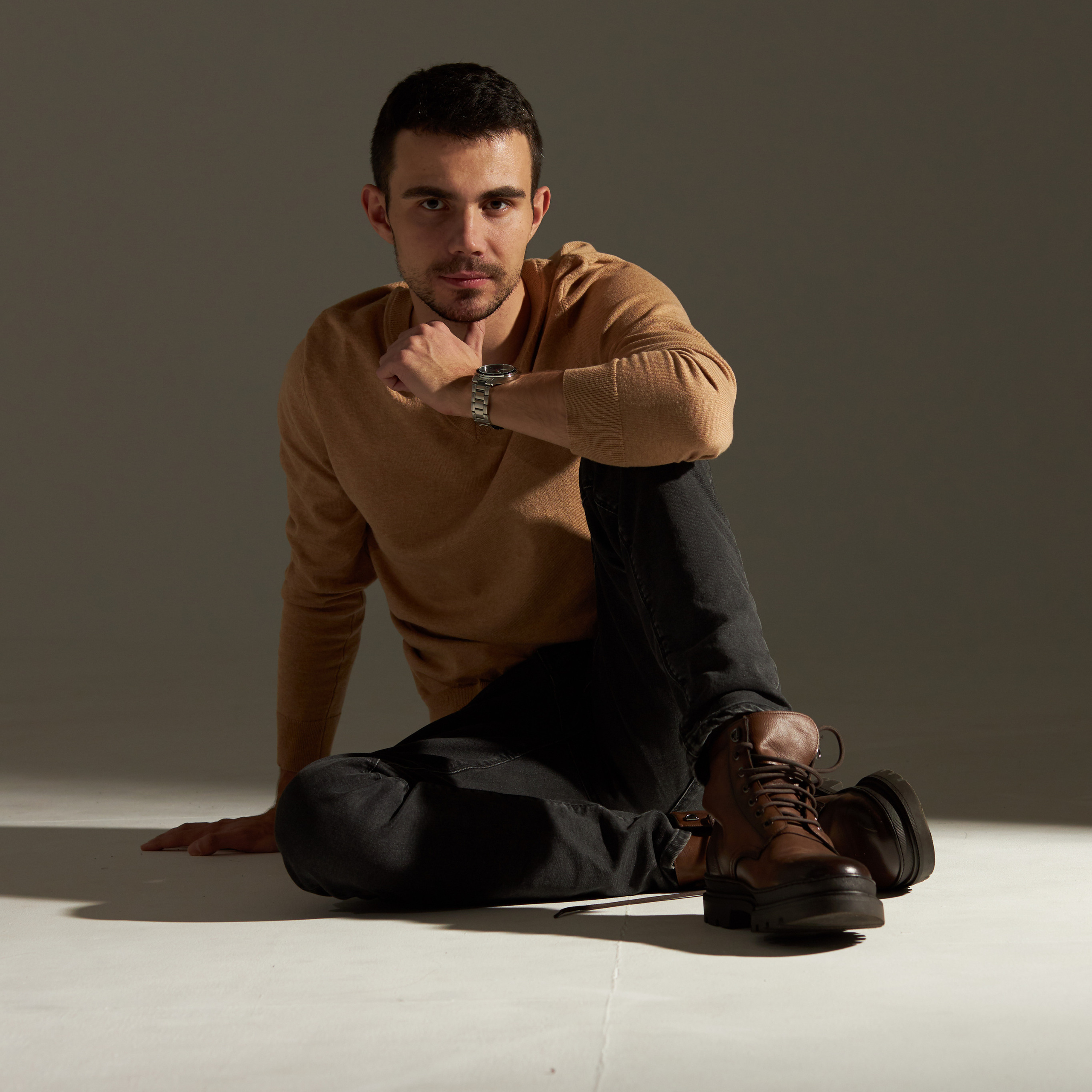 Контакты. Обучение свету и продвижению через Reels