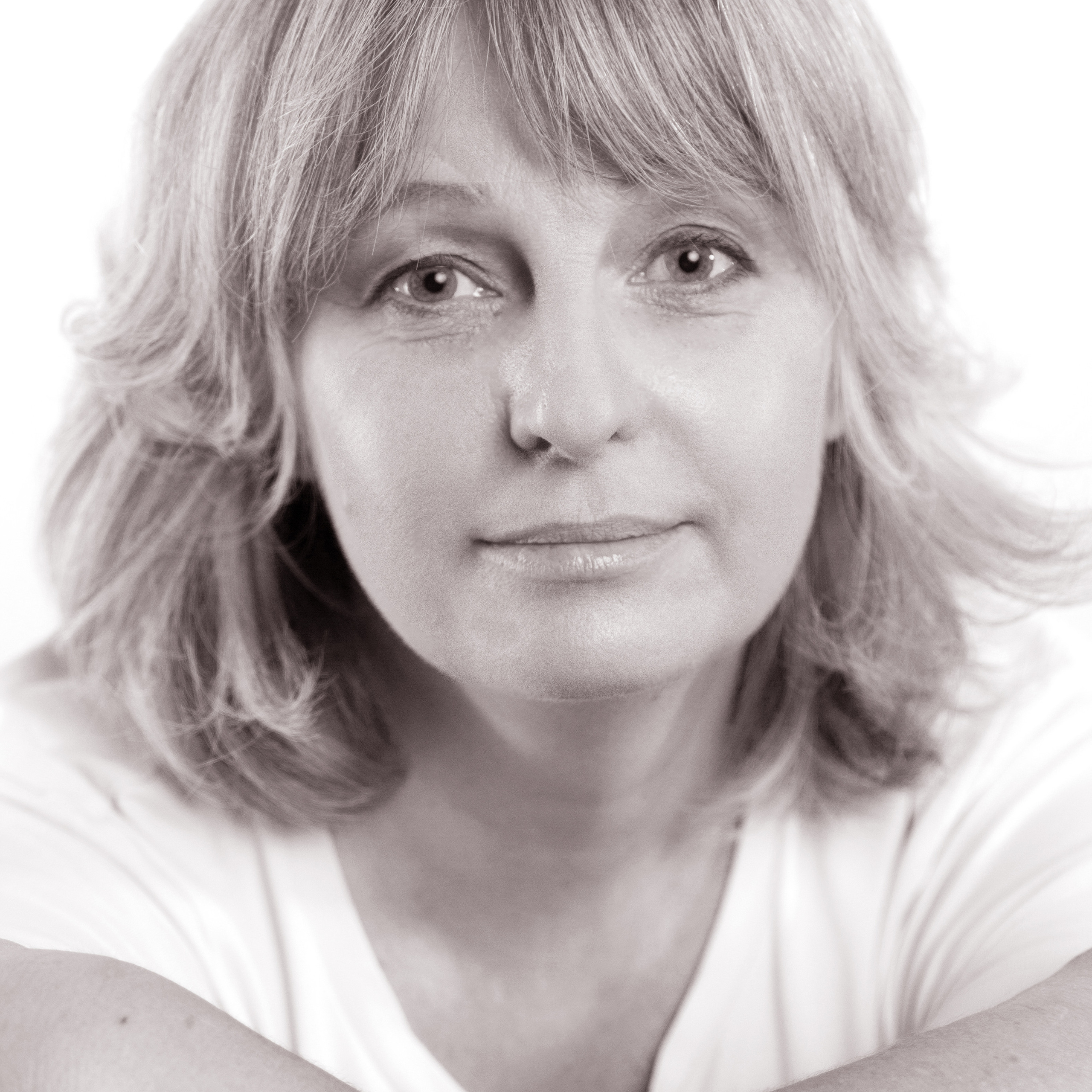 Контакты. Фотограф Юлия Осипова, г. Кемерово