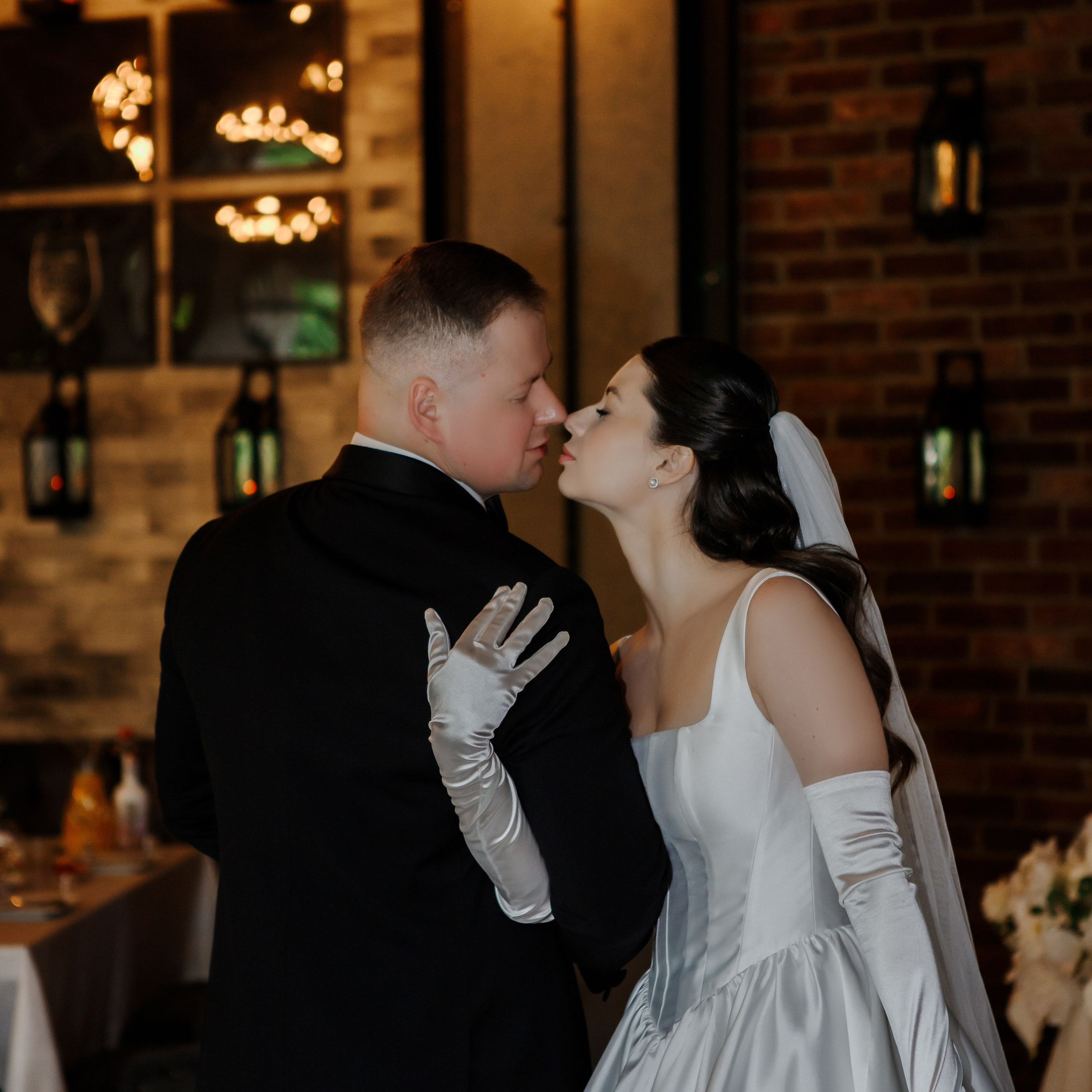 Свадебная прогулка. Фотограф в городе Тихвин Александра Проничева