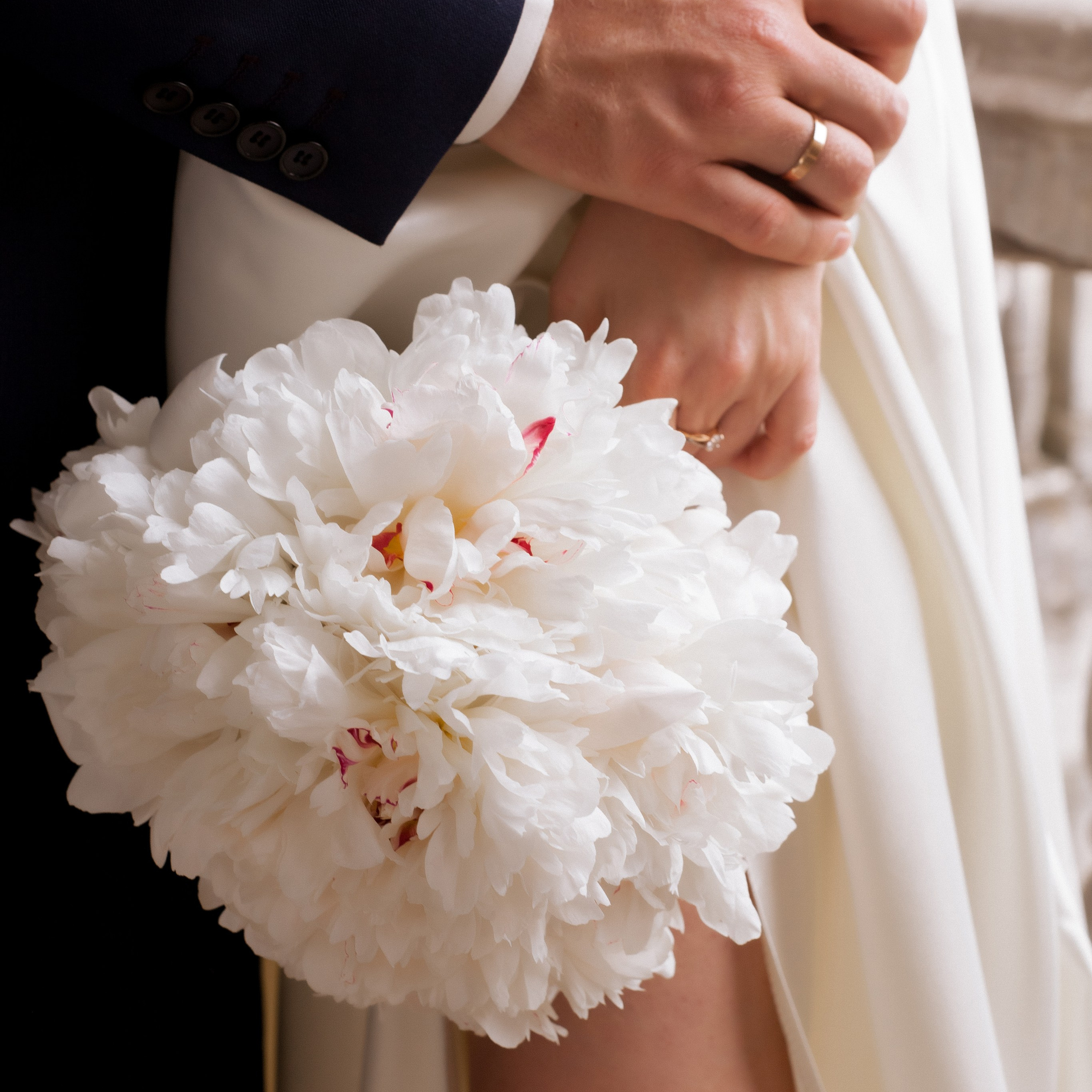 Контакты. Фотограф Аня Карпус