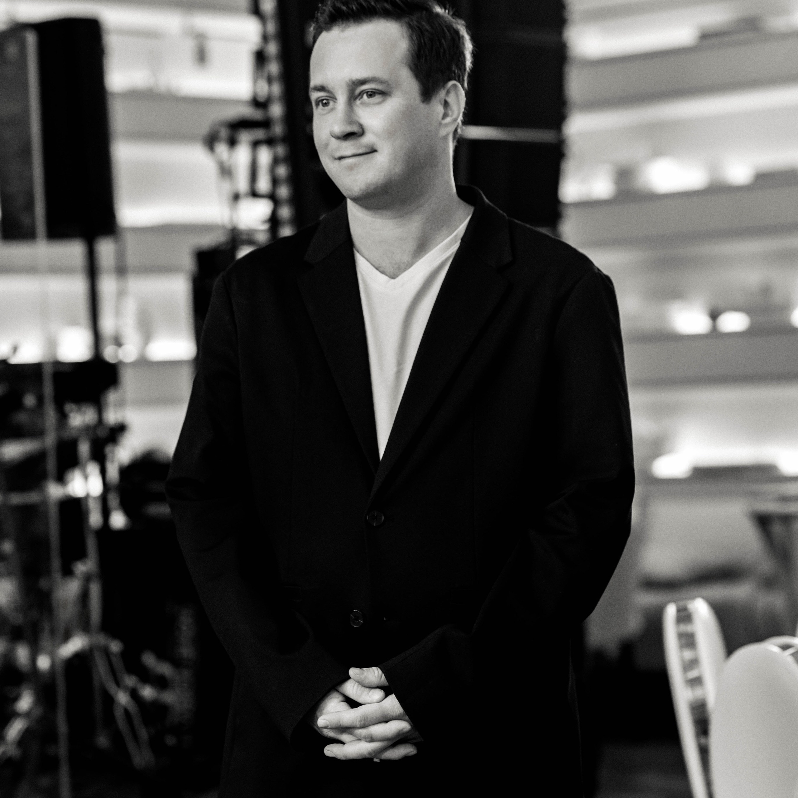 СТОИМОСТЬ УСЛУГ. Ведущий мероприятий