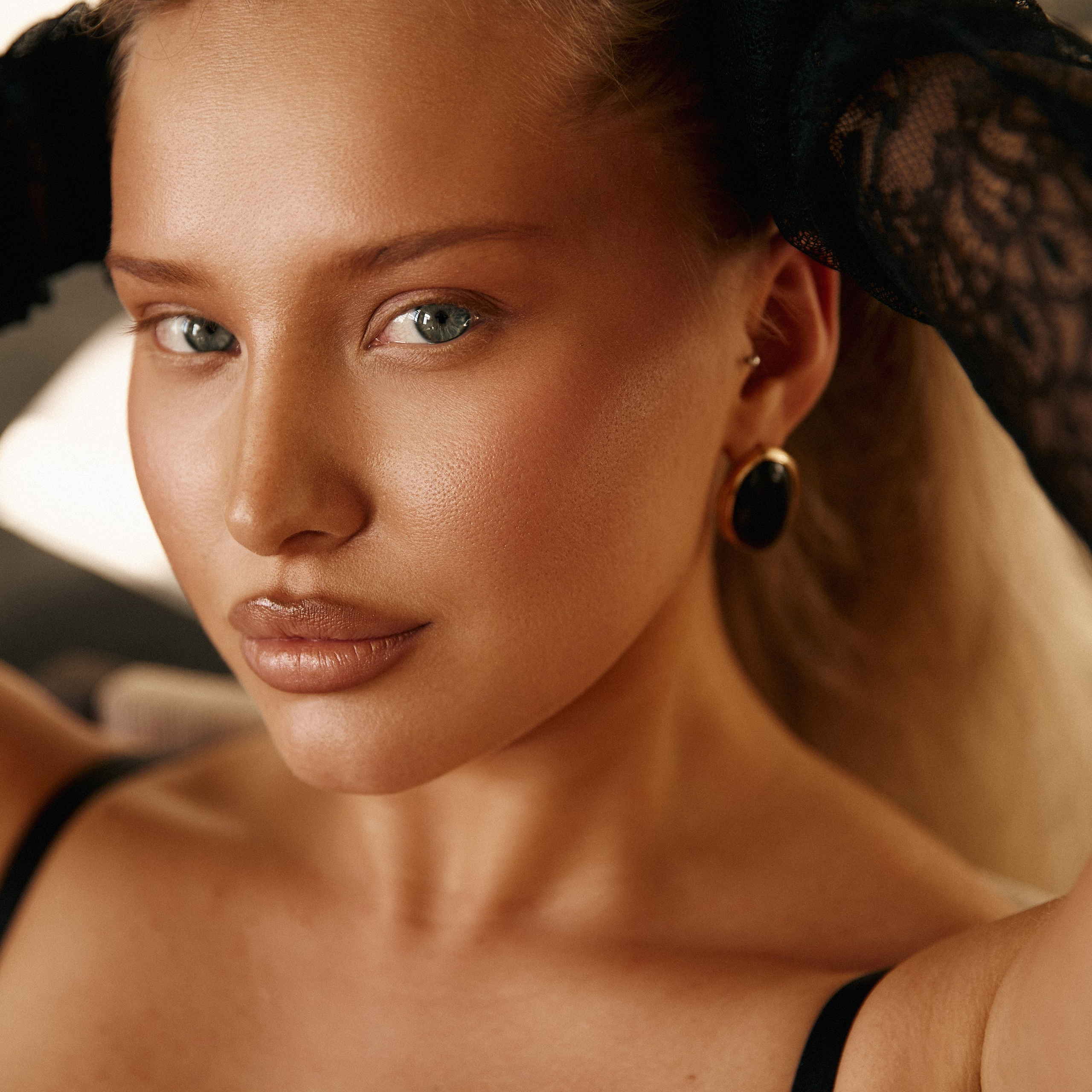 ASTIMAKEUP