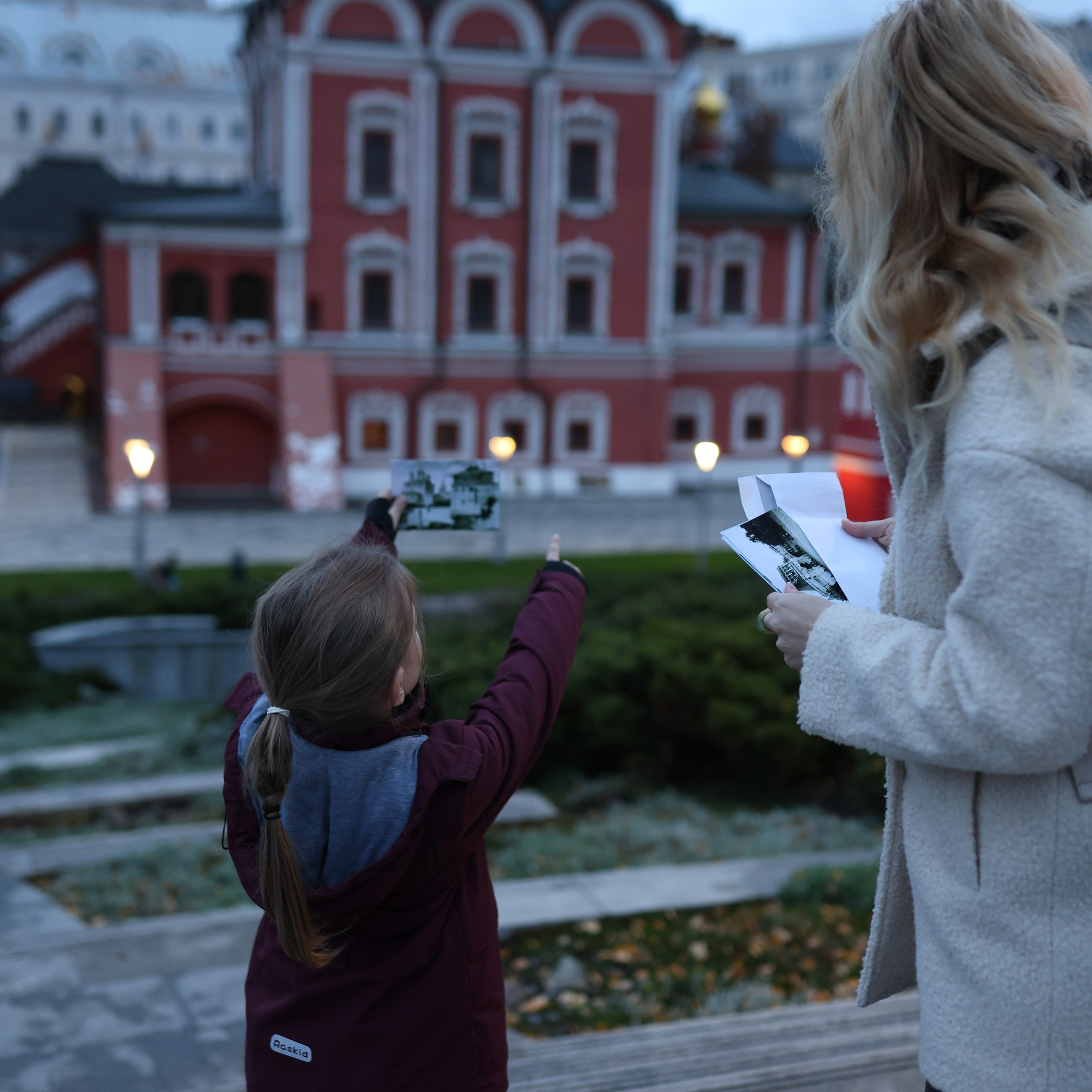 Экскурсия-бродилка: В поисках древних артефактов. Фотограф в Москве Алена Валунова