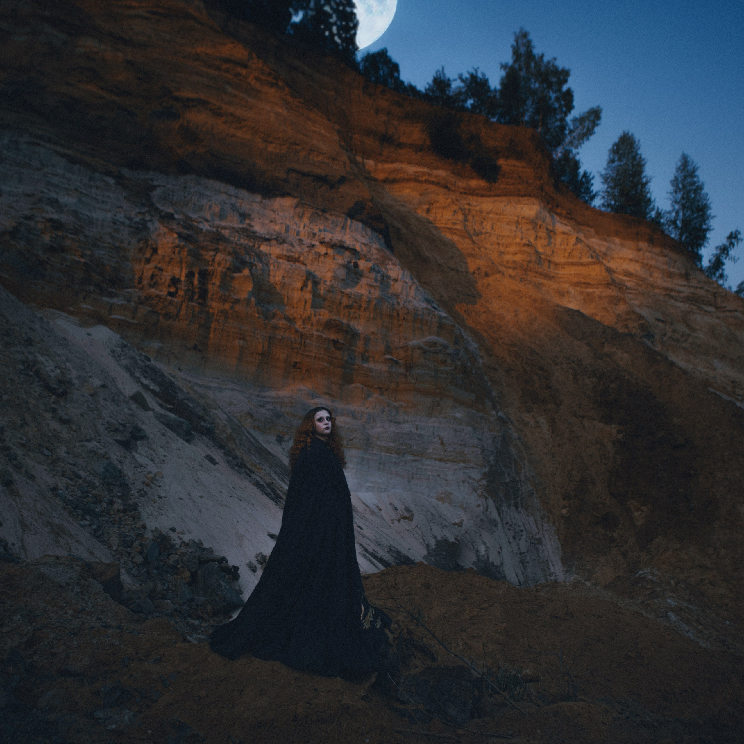 Услуги. Allirubrum