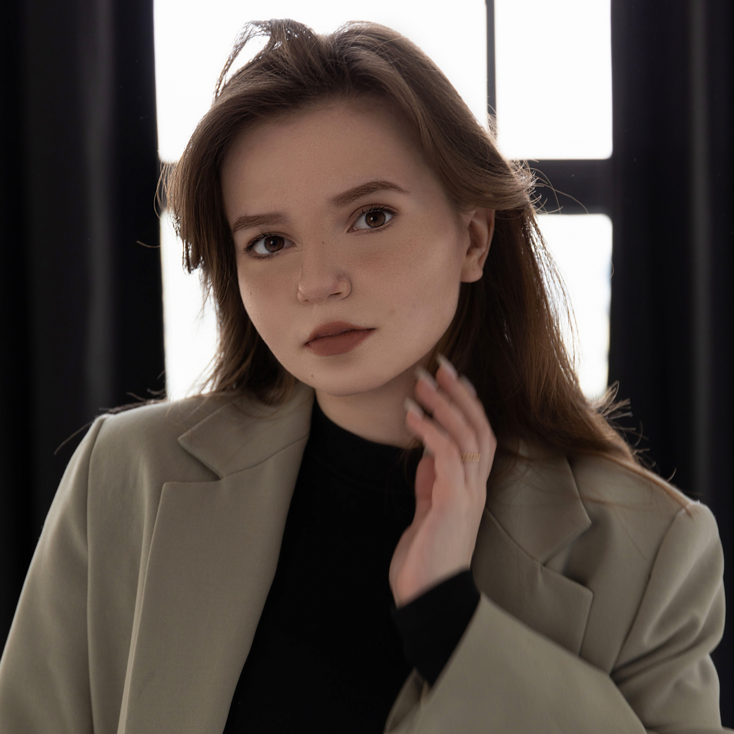 UI/UX. Anastasiya Kalenik — Graphic Designer