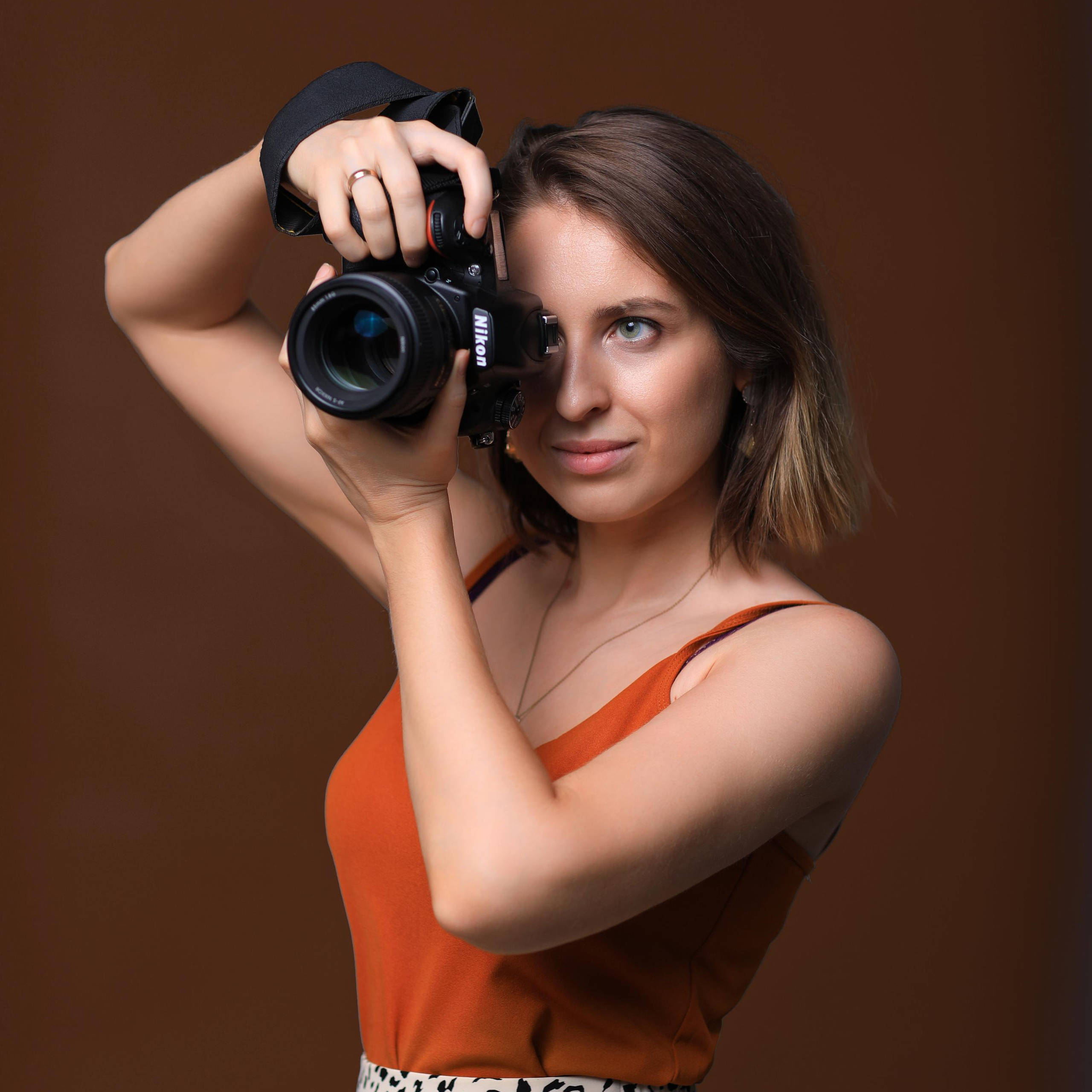 Деловая фотосессия для женщин в студии Москва