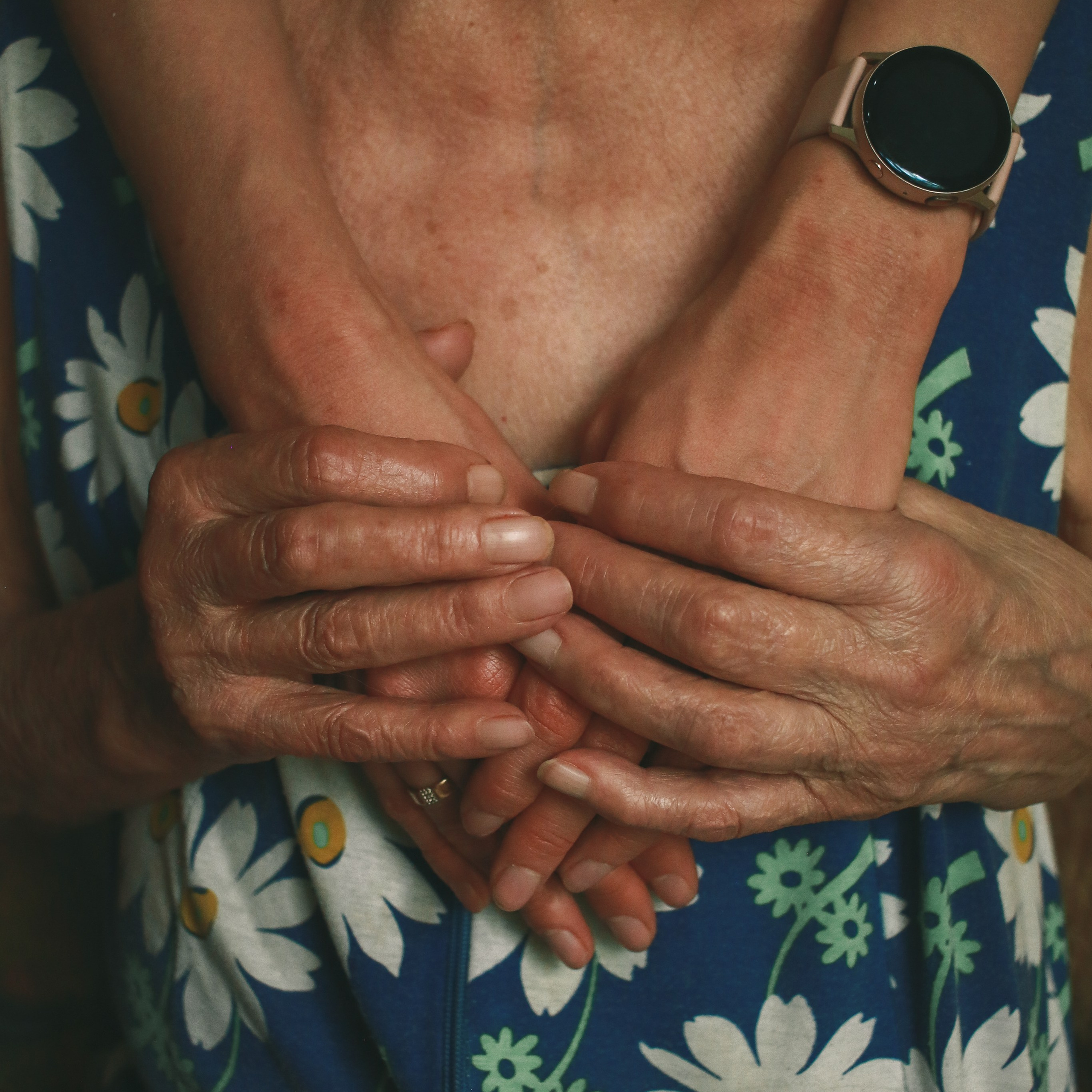 Фотопроект «Руки матери». Семейный и детский фотограф в Якутске Людмила Кутовая