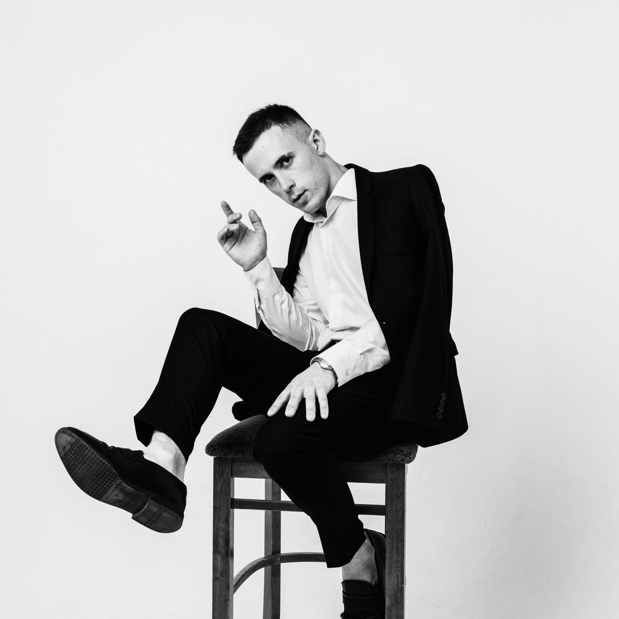 Контакты. Свадебный видеограф в Саратове Сергей Жуков