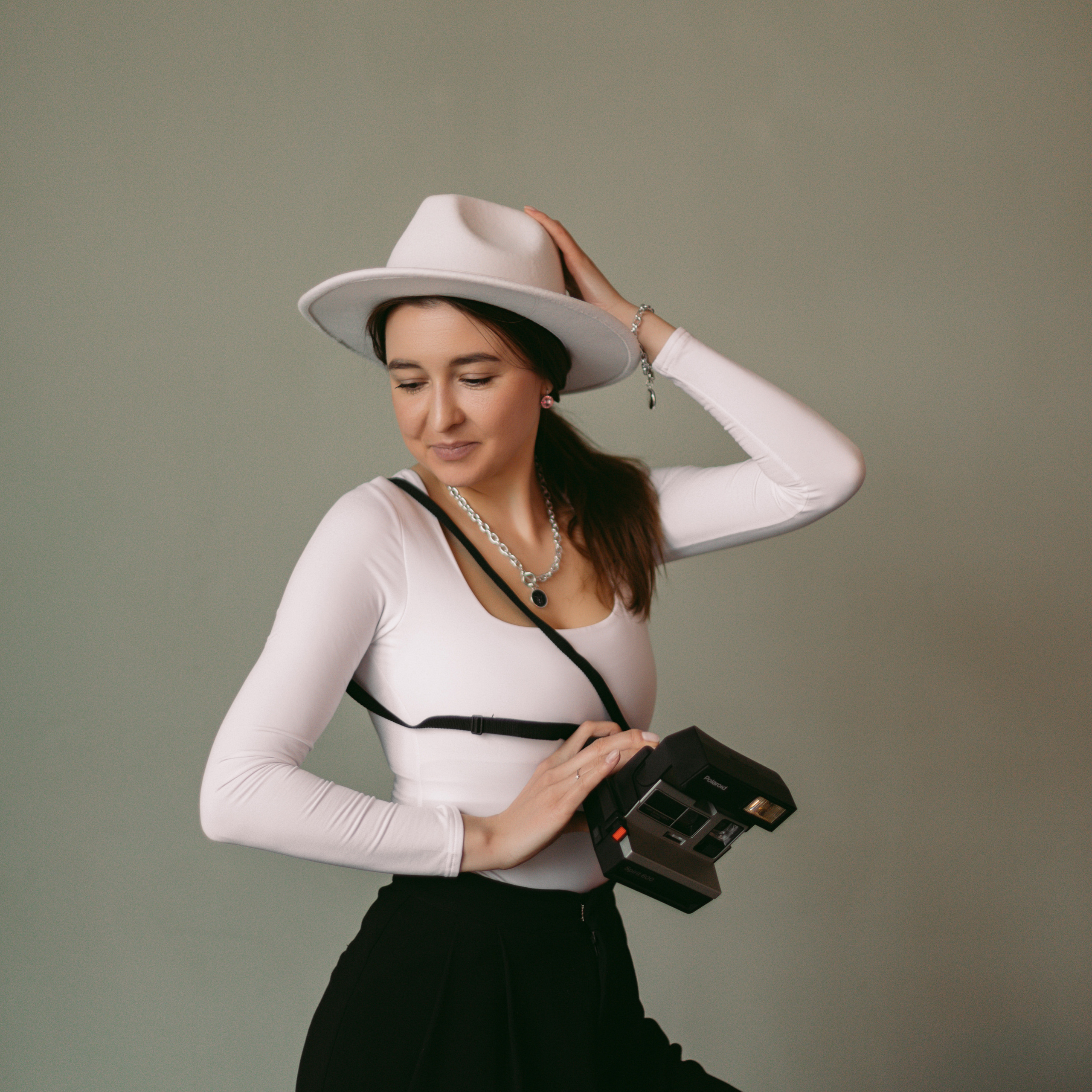 Контакты. Фотограф Кожевникова Виктория